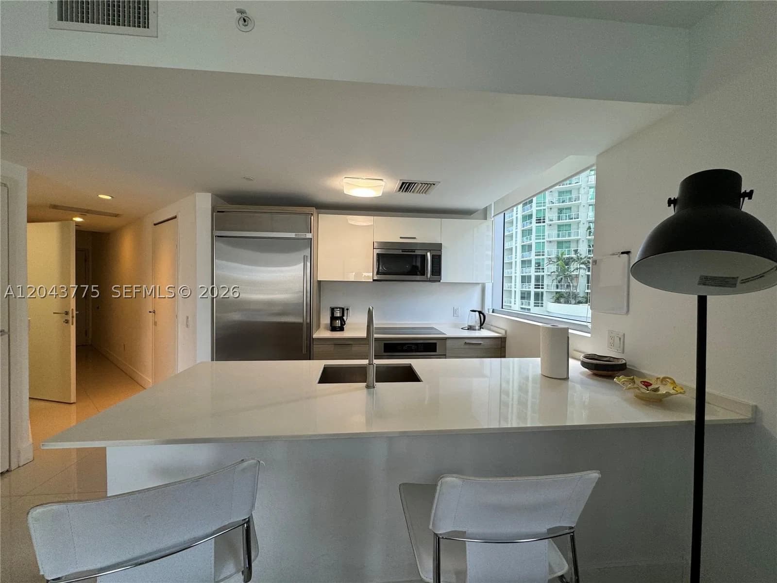 1-bedroom Condo — 1300 Brickell Bay Dr #901, Miami, FL 33131