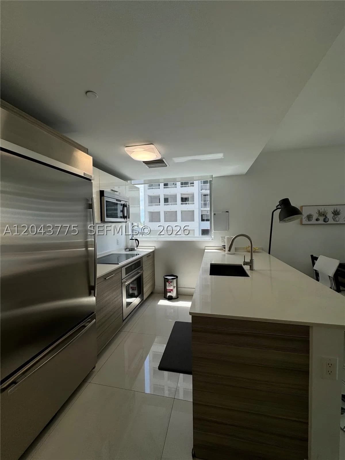 1-bedroom Condo — 1300 Brickell Bay Dr #901, Miami, FL 33131