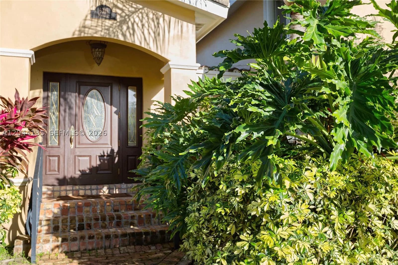 3-bedroom Single-Family Home — 6315 Maynada St, Coral Gables, FL 33146