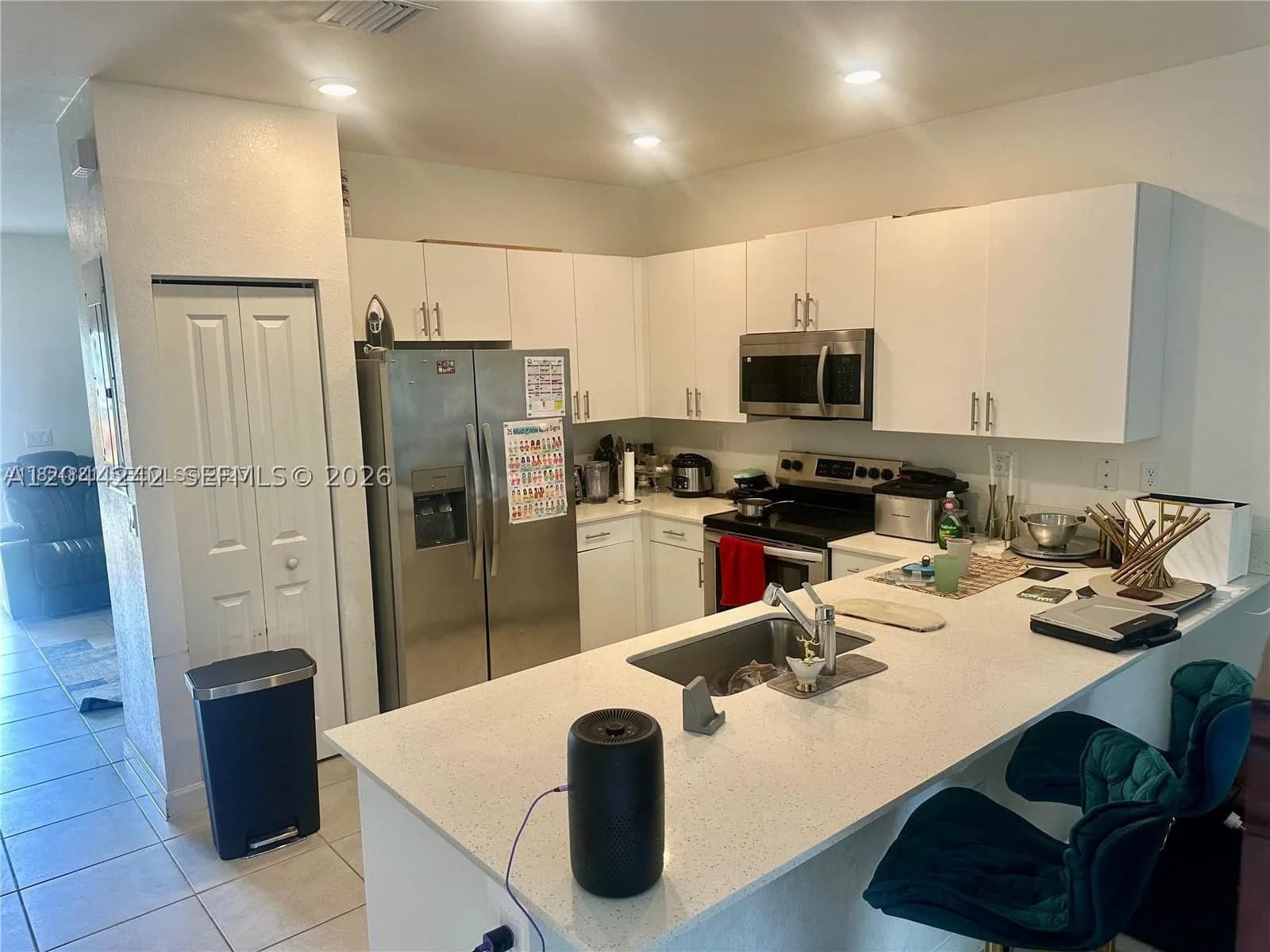 3+1 Townhouse — 22913 99th Ave, Cutler Bay, FL 33190