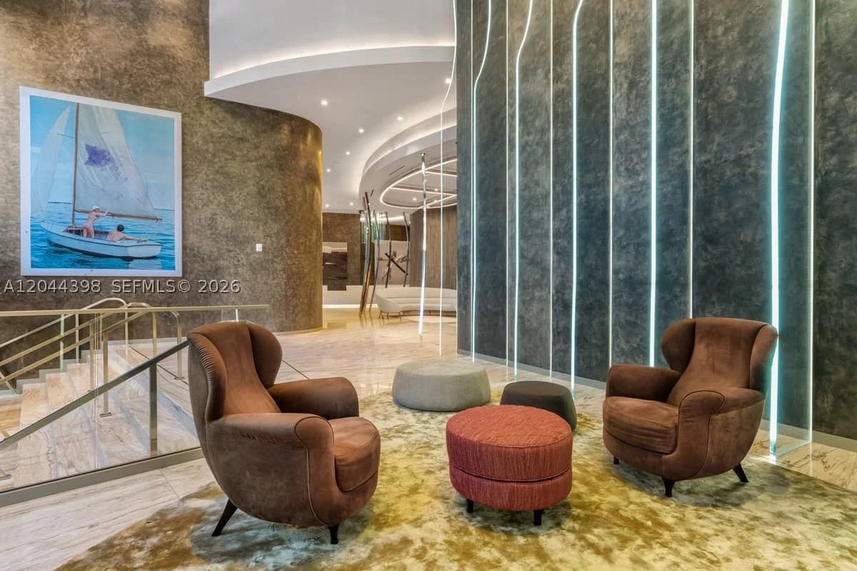 1+1 Condo — 1000 Brickell Plz #3410, Miami, FL 33131