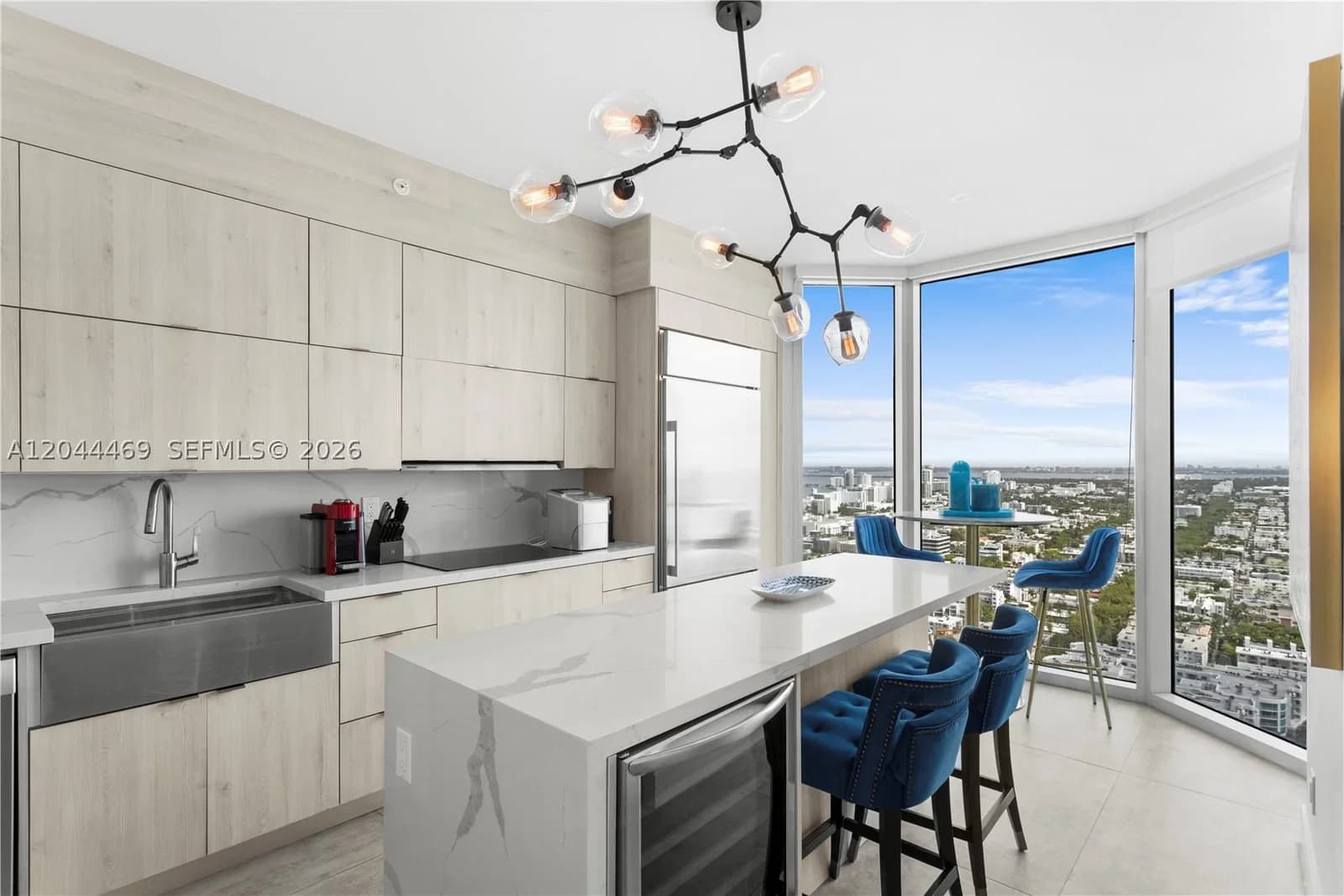 2+1 Condo — 300 Pointe Dr #3604, Miami Beach, FL 33139