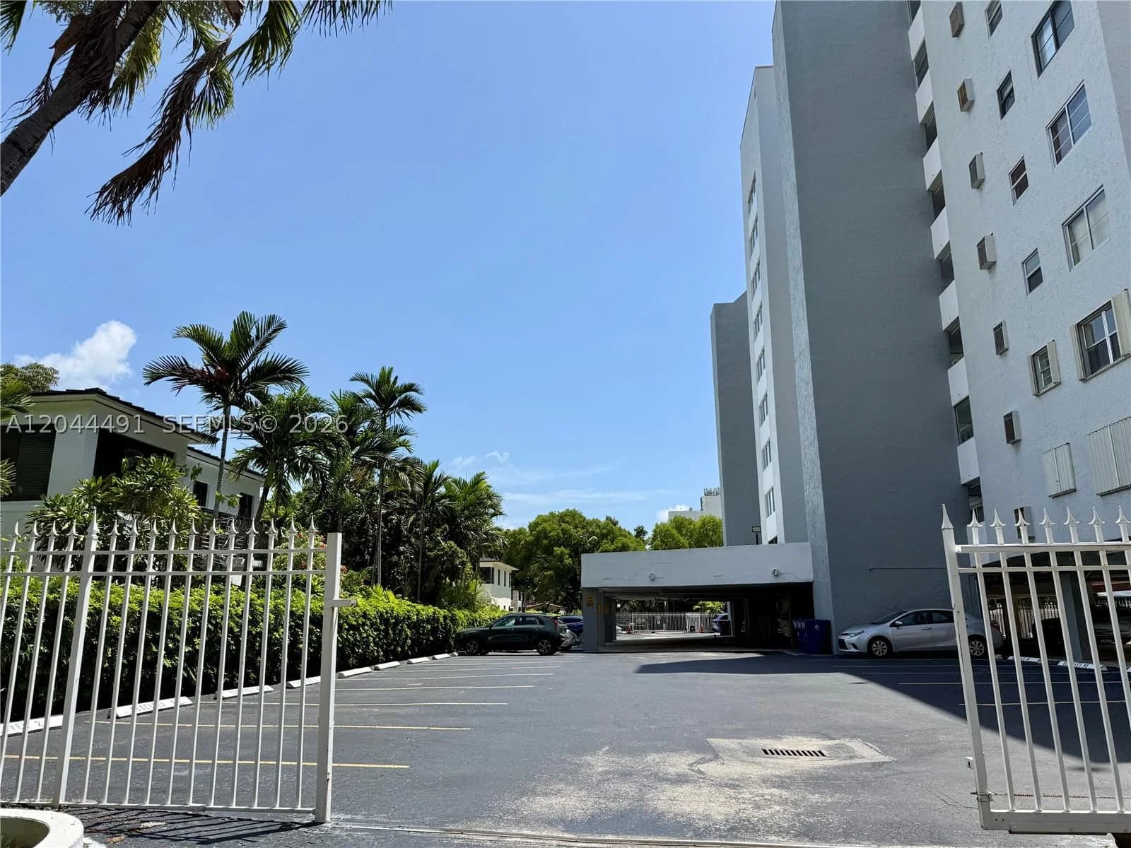 1+1 Condo — 2950 3rd Ave #3C, Miami, FL 33129