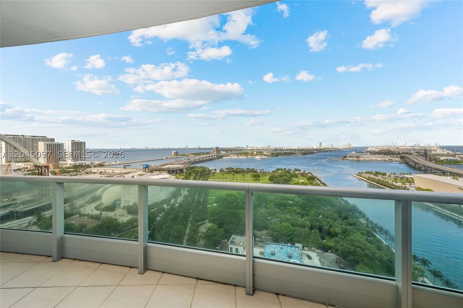 3-bedroom Condo — 900 Biscayne Blvd #2506, Miami, FL 33132