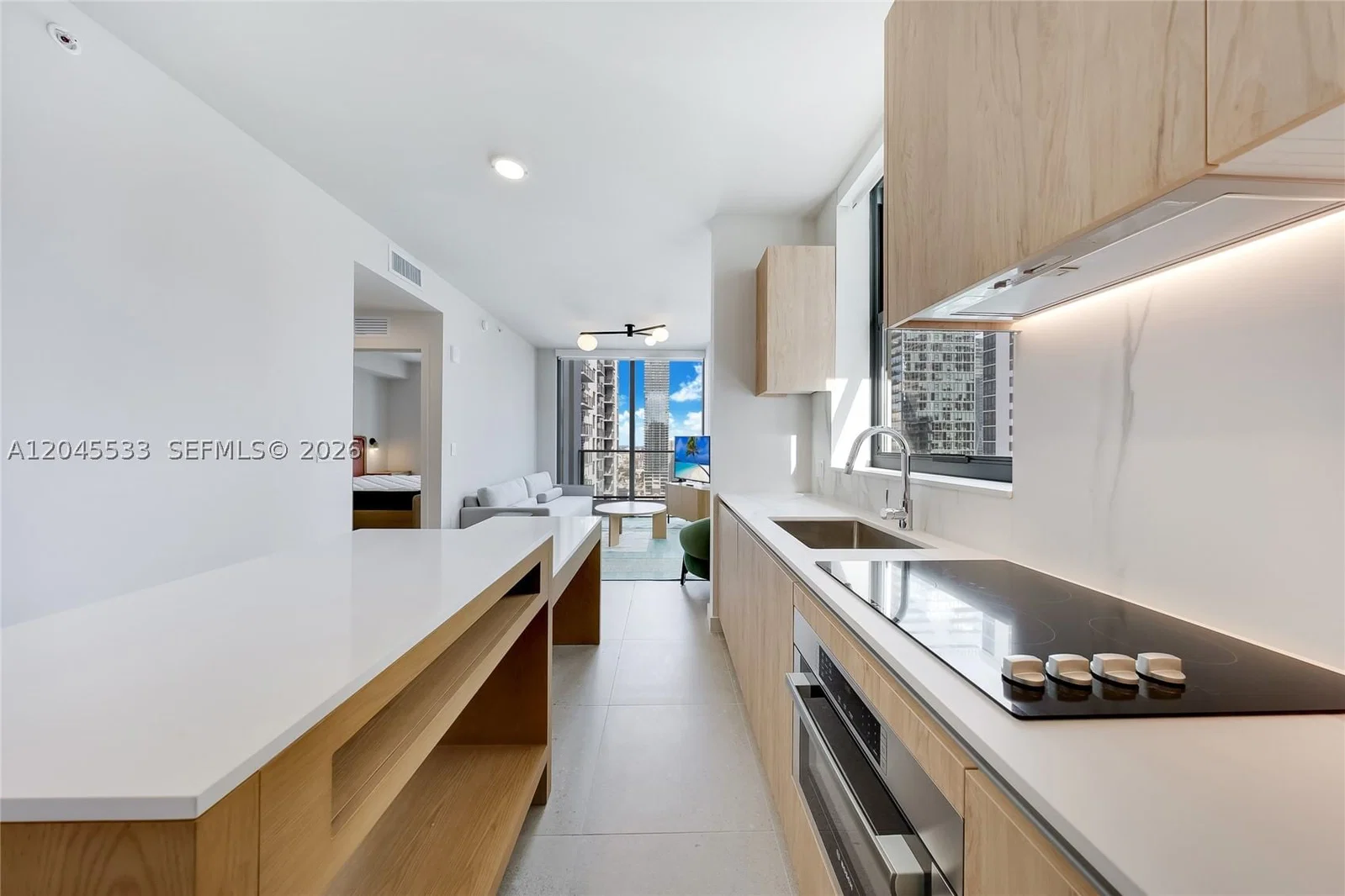 2-bedroom Condo — 11 6th St #3209, Miami, FL 33132