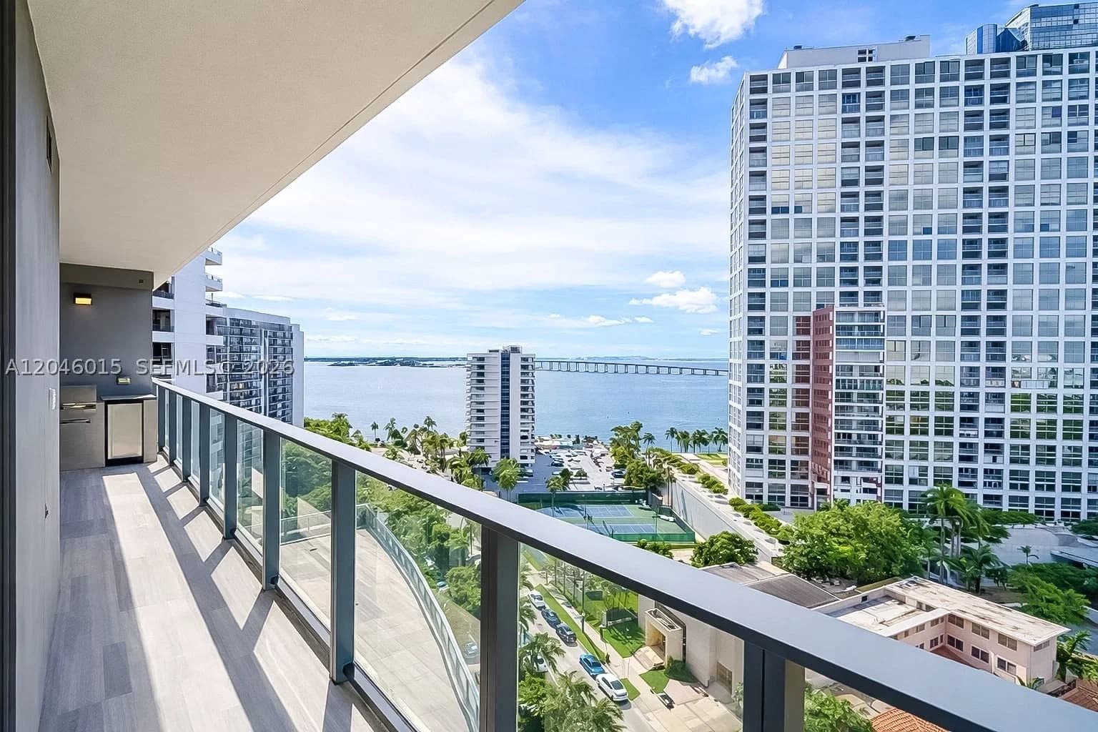 1+1 Condo — 1451 Brickell Ave #1404, Miami, FL 33131
