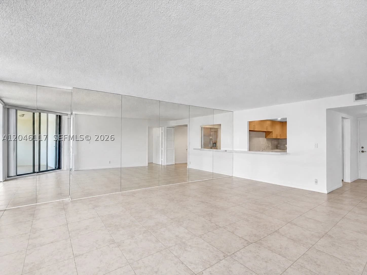 1+1 Condo — 1901 Brickell Ave #B1203, Miami, FL 33129