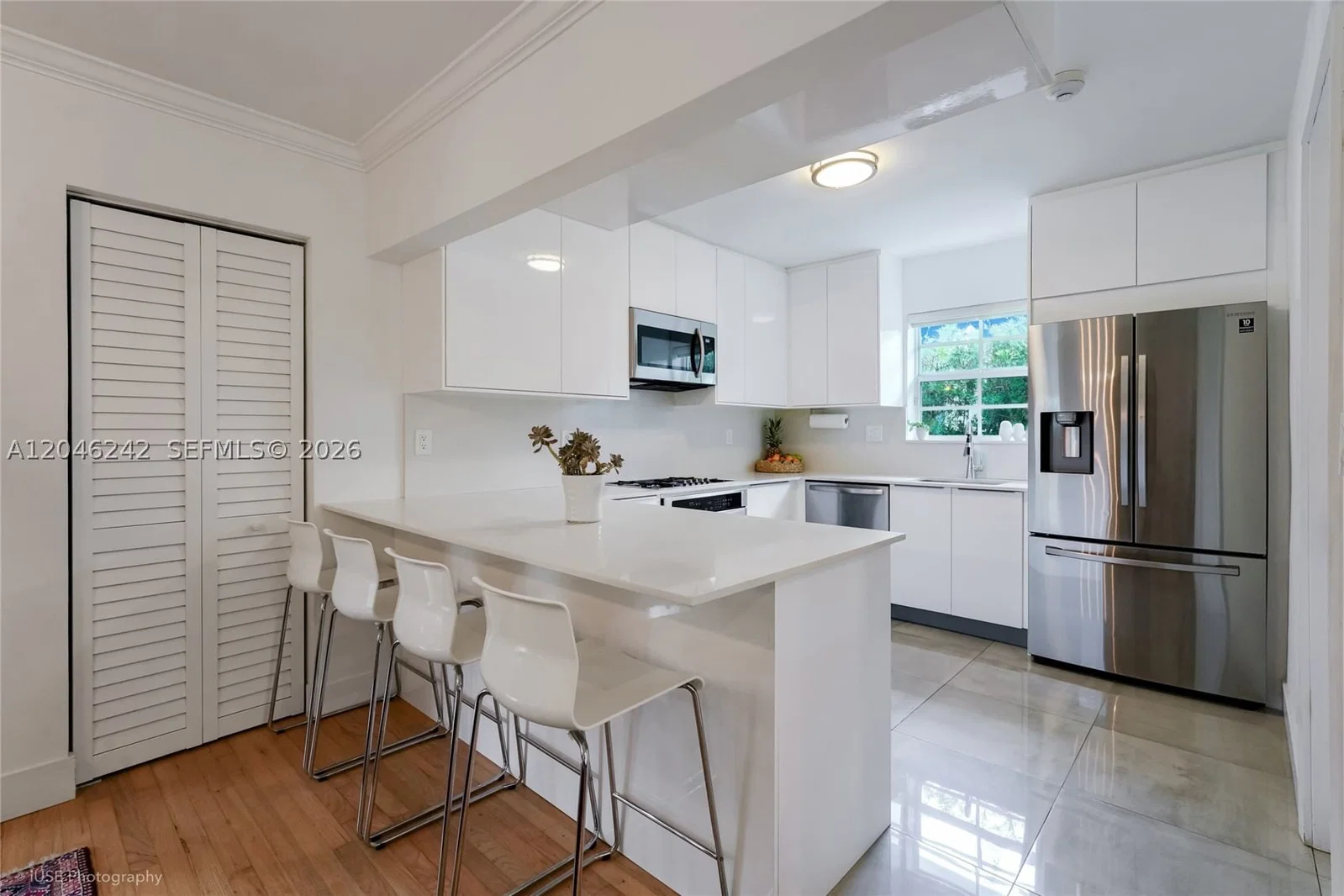 3-bedroom Single-Family Home — 1556 Catalonia Ave, Coral Gables, FL 33134