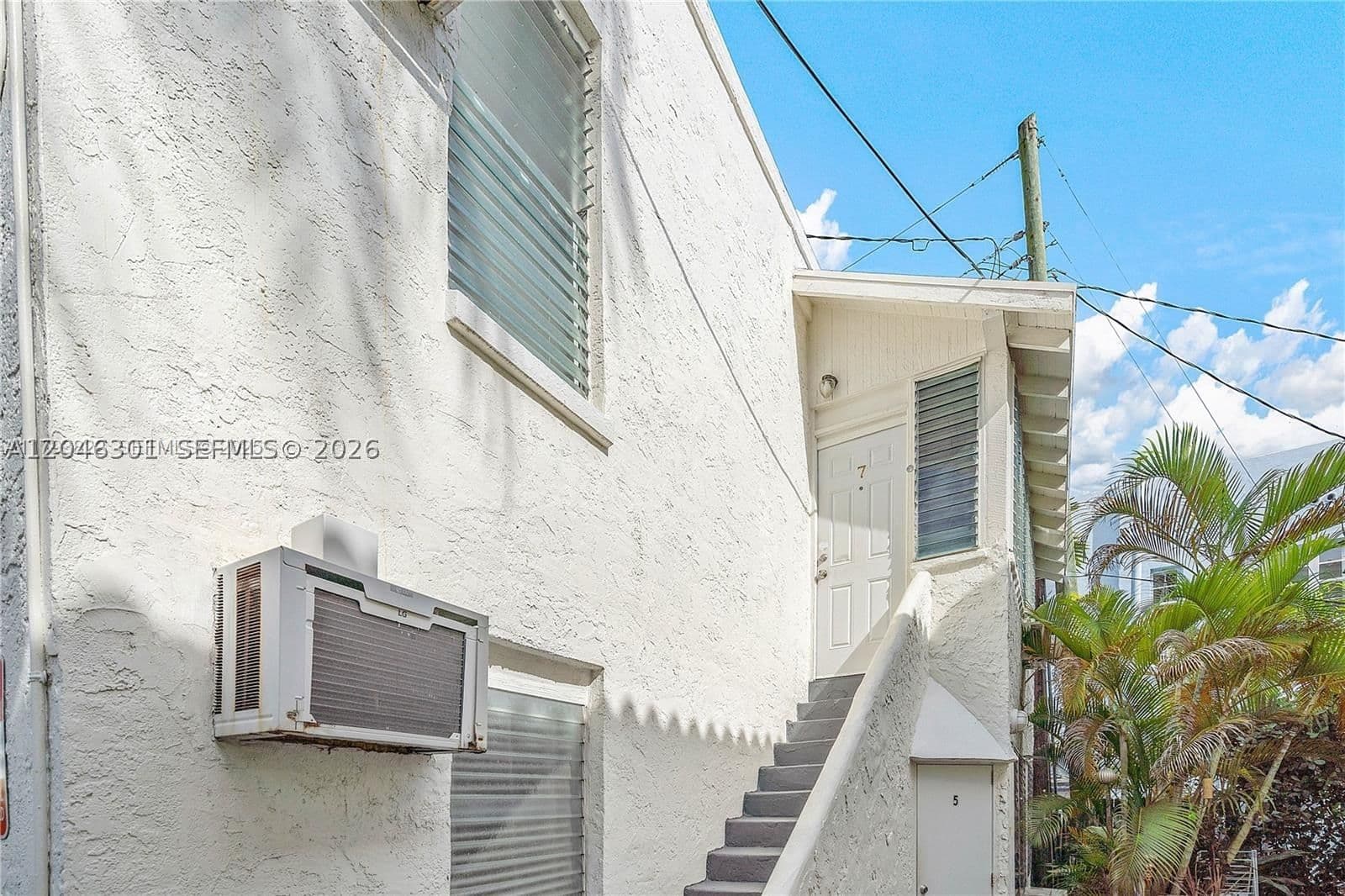 1-bedroom Condo — 1507 Meridian Ave #7, Miami Beach, FL 33139