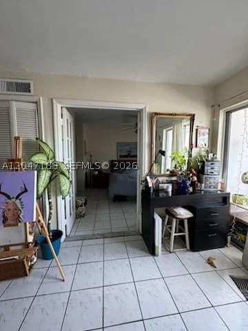 1+1 Condo — 2000 Biarritz Dr #404, Miami Beach, FL 33141
