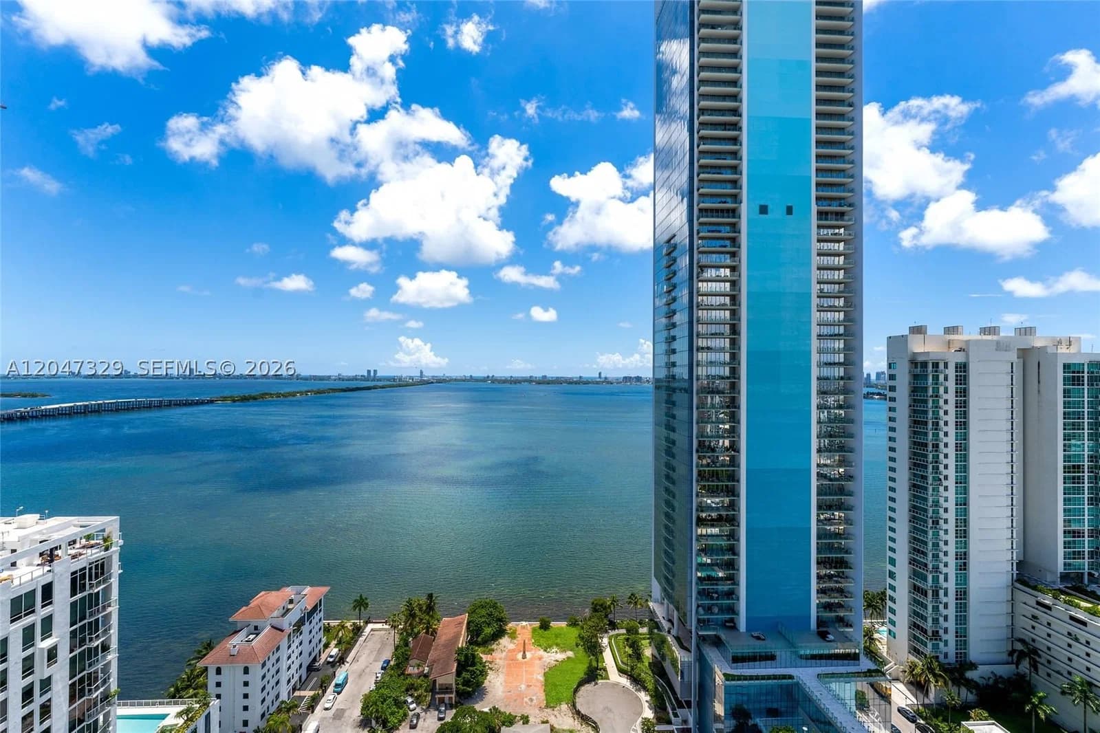3-bedroom Condo — 600 27th St #2904, Miami, FL 33137