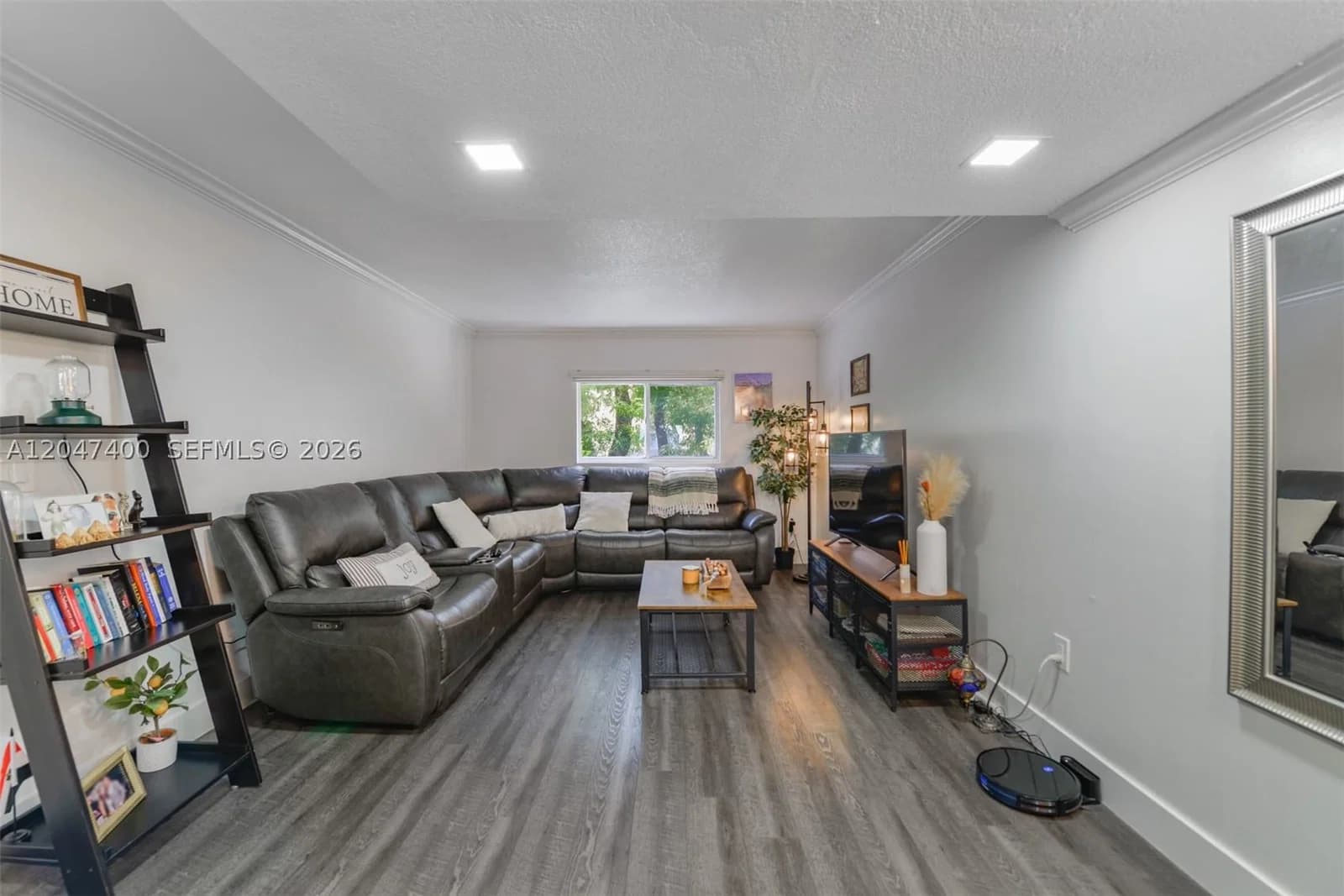 2+1 Condo — 14901 82nd Ter #1-205, Miami, FL 33193