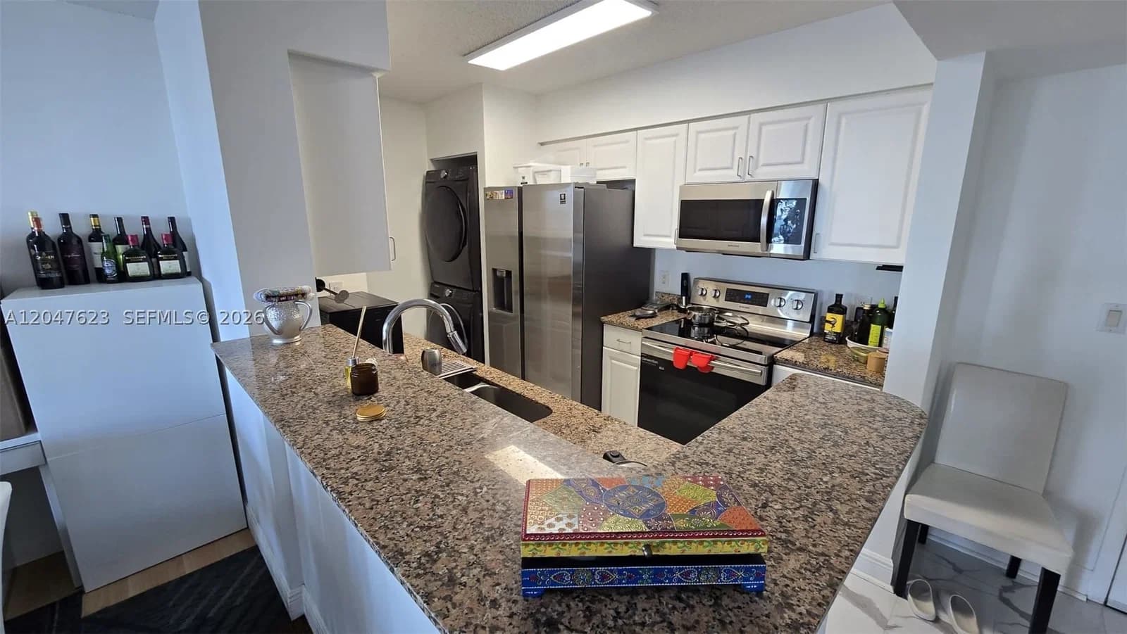 1-bedroom Condo — 1155 Brickell Bay Dr #1005, Miami, FL 33131