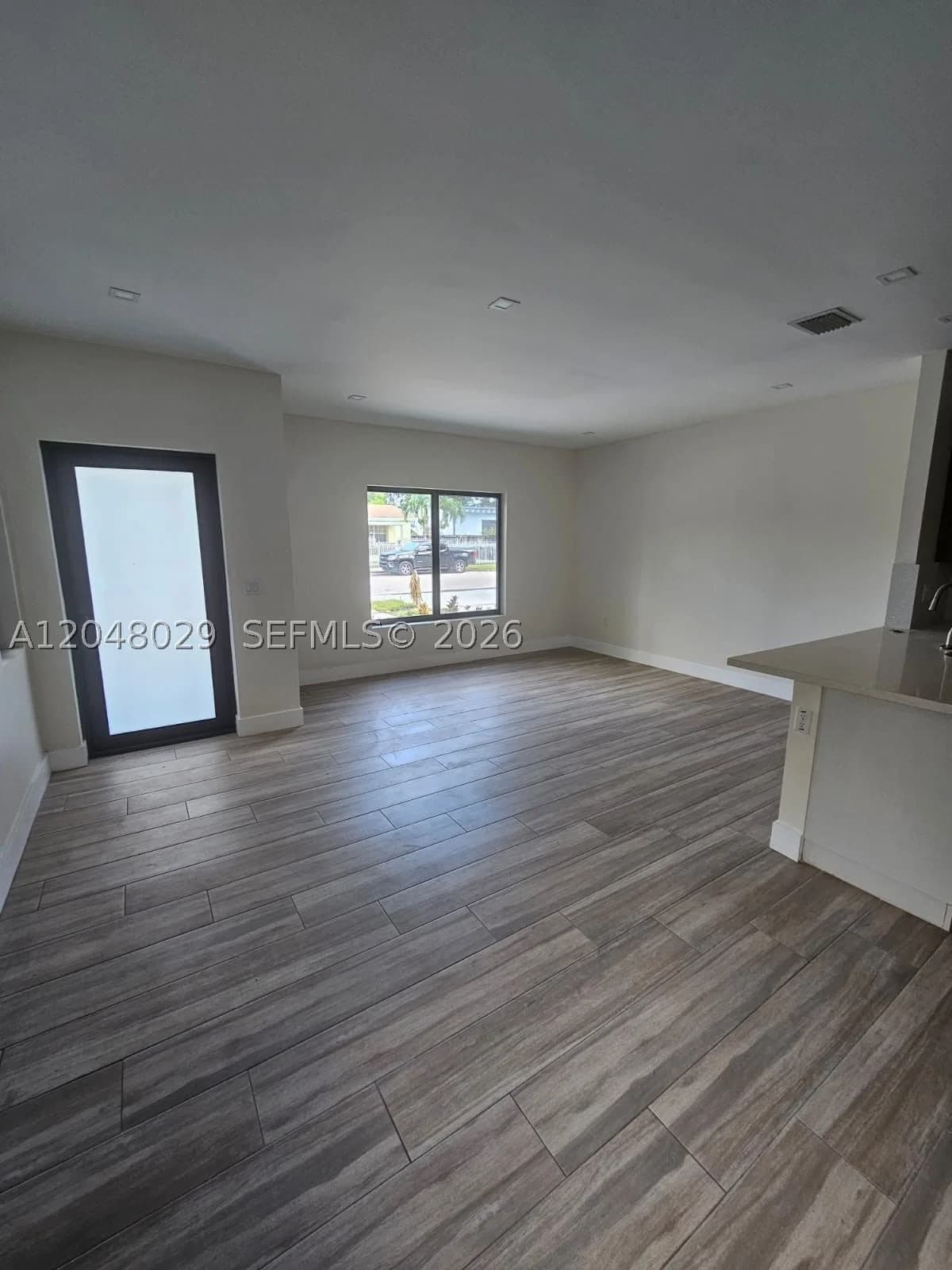 3+1 Mülk — 5428 3rd Ave #B, Miami, FL 33127