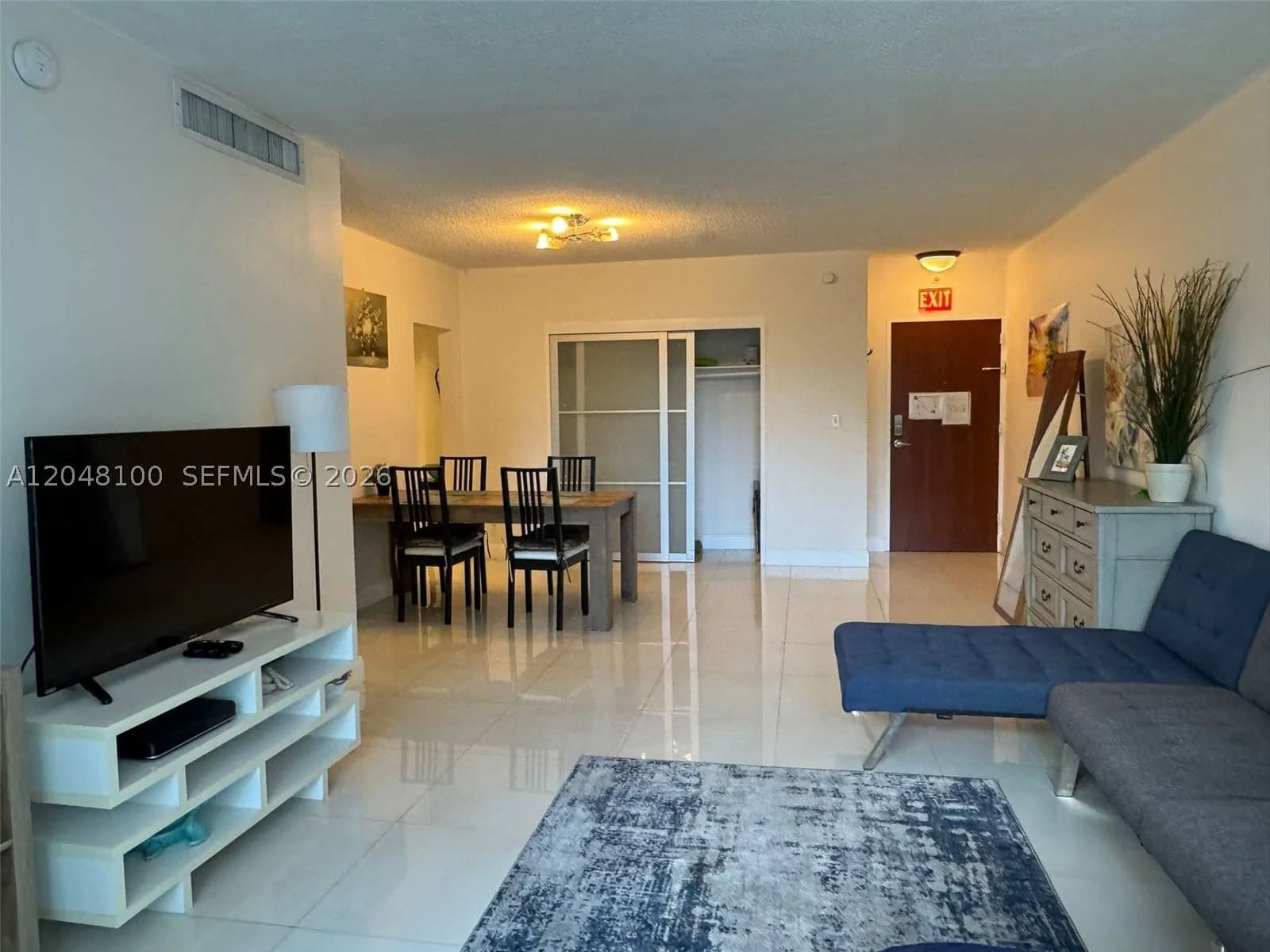 1+1 Condo — 3901 Ocean Dr #3U, Hollywood, FL 33019