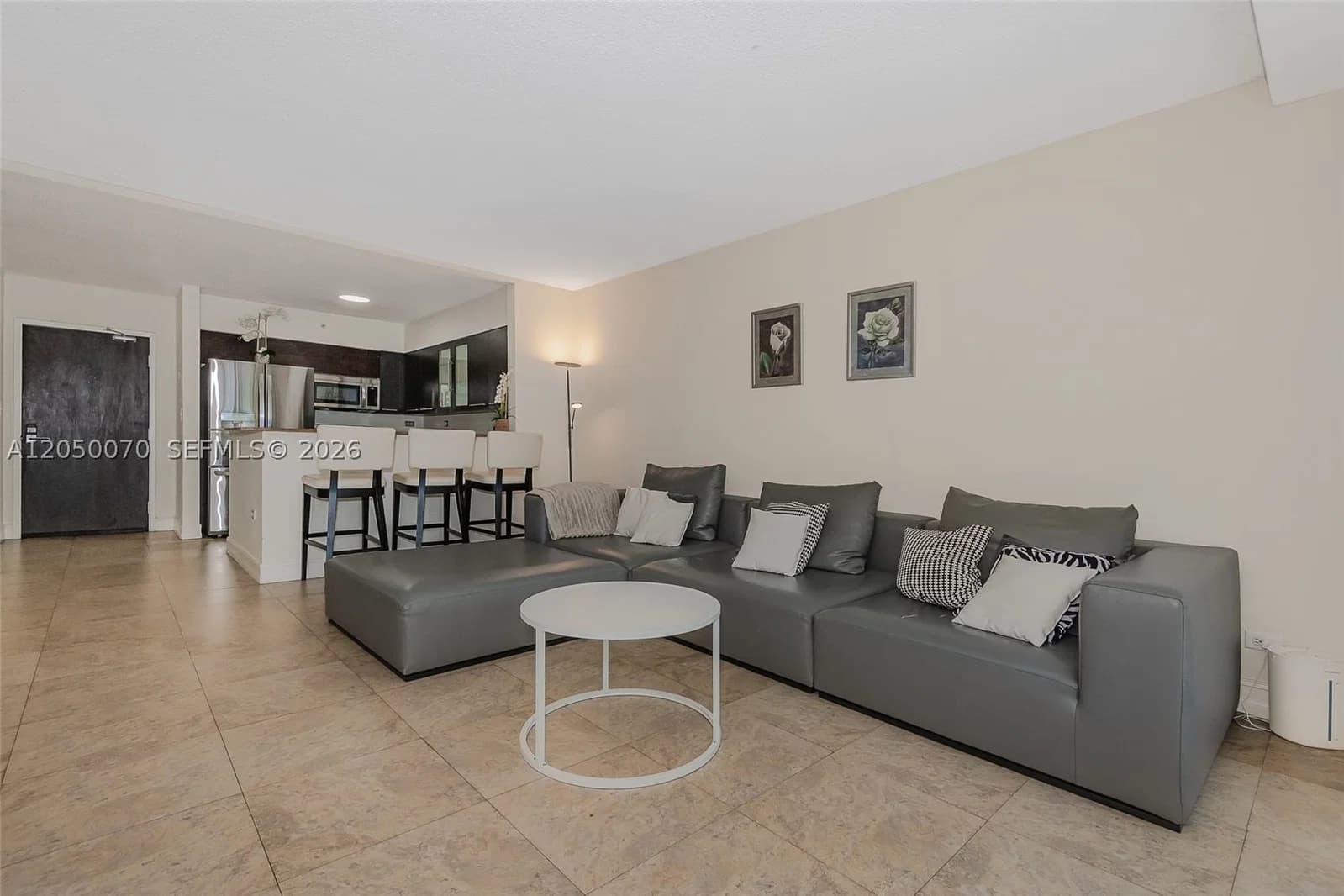 2-bedroom Condo — 1500 Bay Rd #116S, Miami Beach, FL 33139