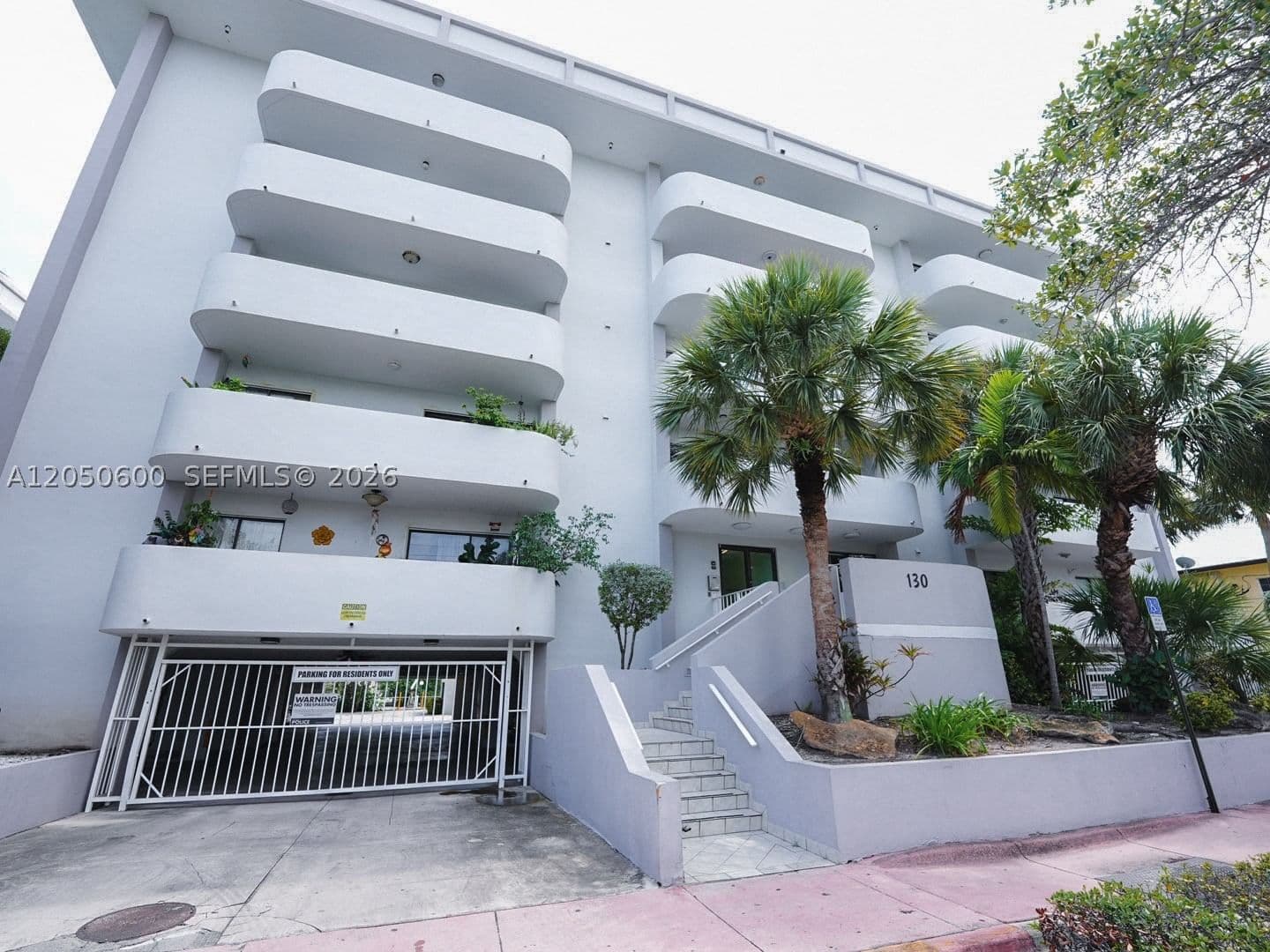 2-bedroom Condo — 130 Shore Dr #3C, Miami Beach, FL 33141