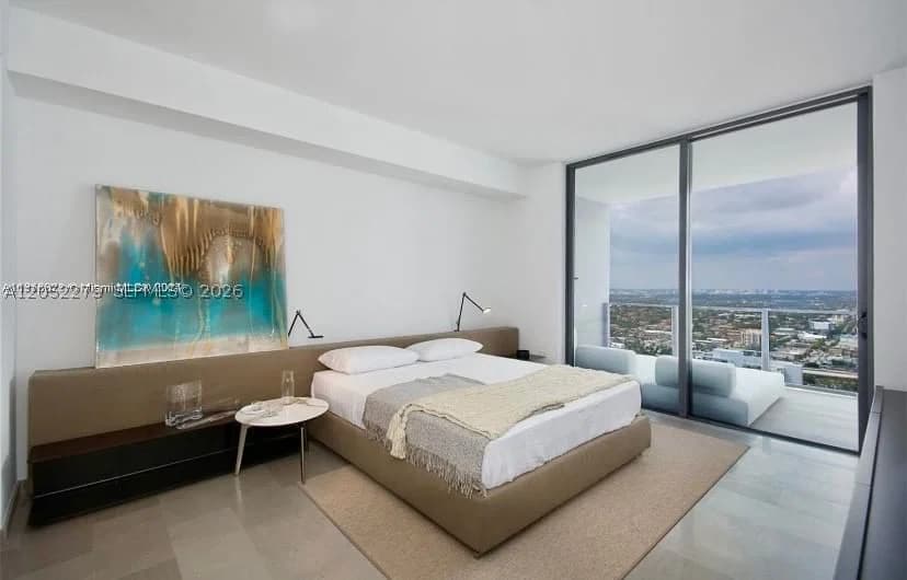 3+1 Condo — 88 7th St #2712, Miami, FL 33130