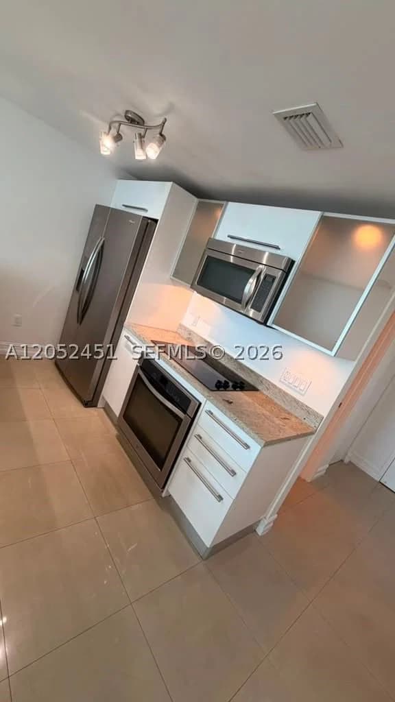 1+1 Daire — 185 7th St #2505, Miami, FL 33130