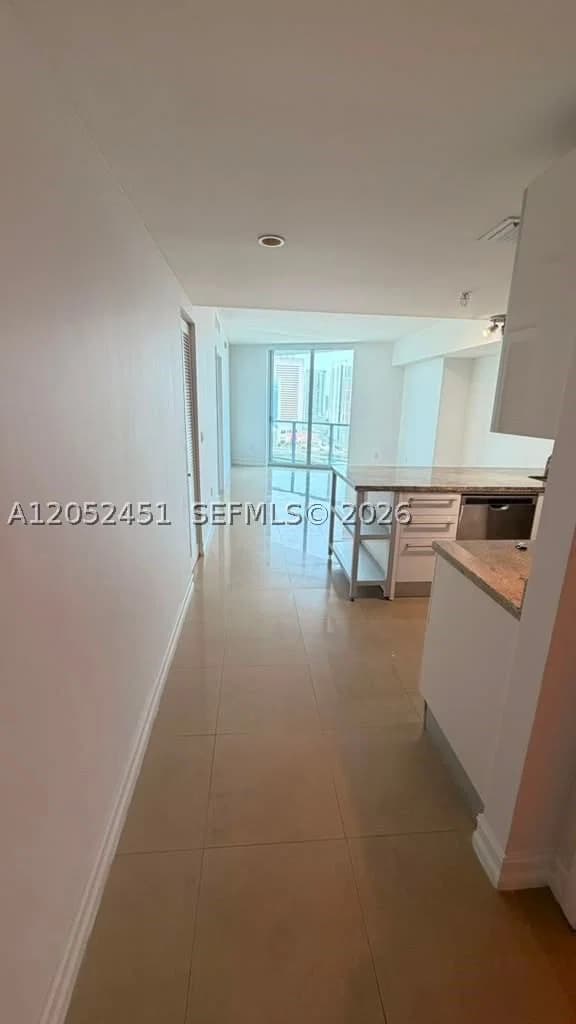 1+1 Daire — 185 7th St #2505, Miami, FL 33130