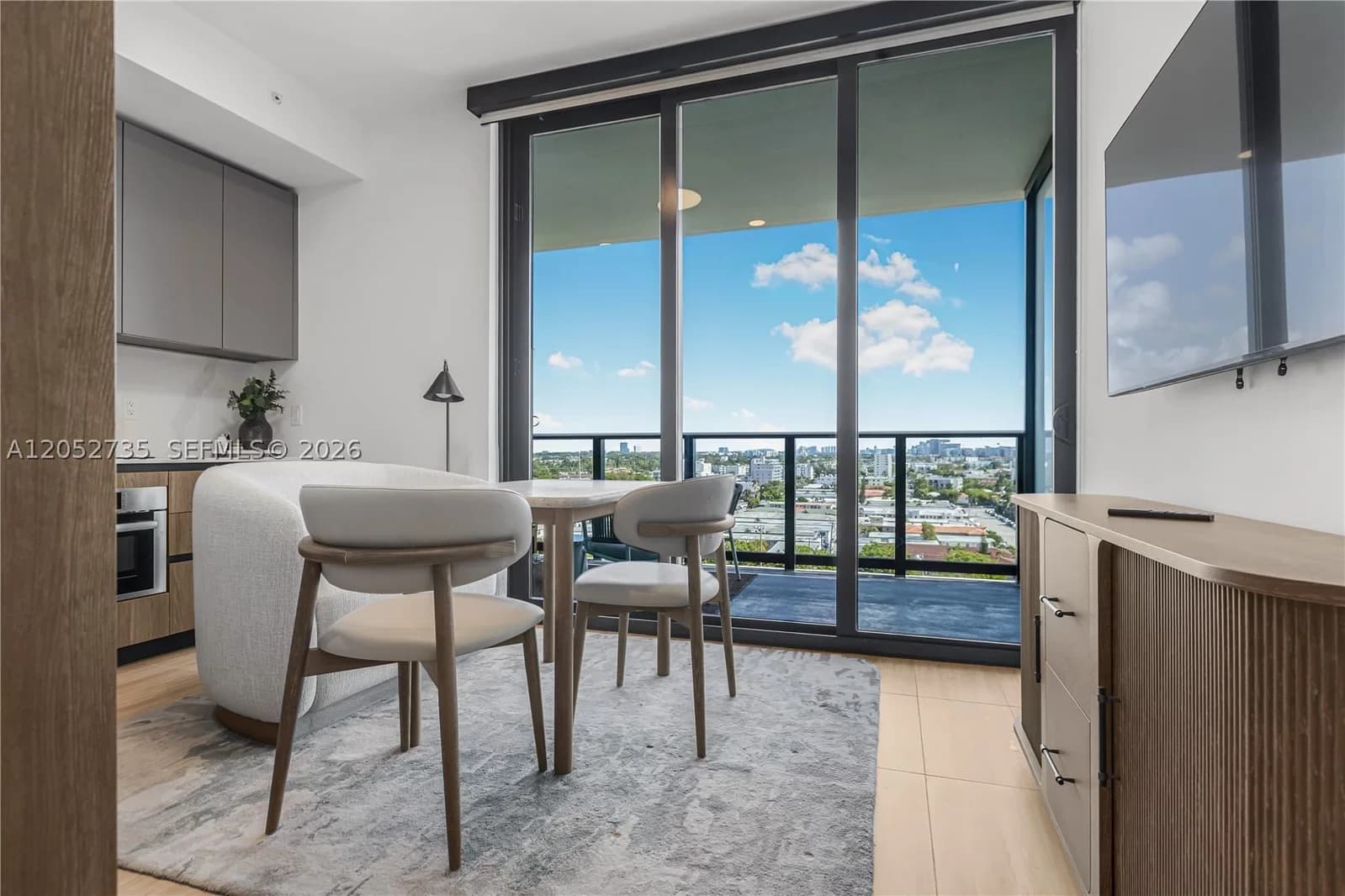 1-bedroom Condo — 580 72nd St #1005, Miami Beach, FL 33141