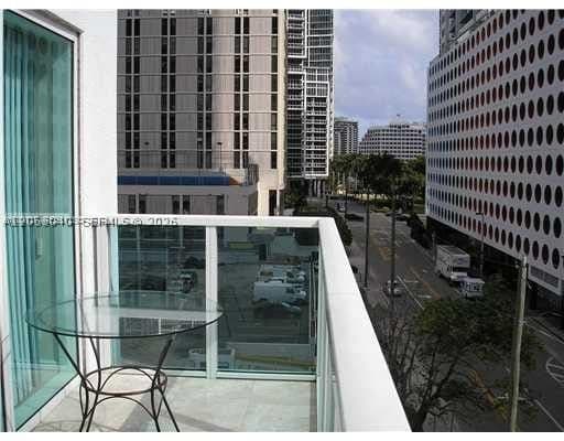 2+1 Condo — 41 5th St #402, Miami, FL 33131