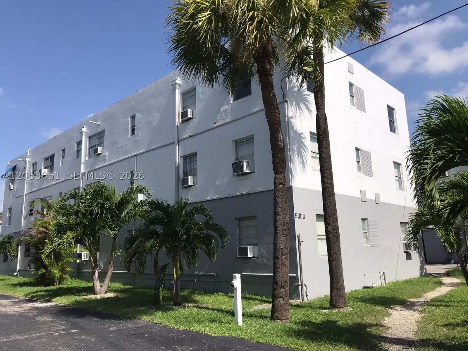 2-bedroom Apartment — 5250 26th Ave #12, Miami, FL 33142