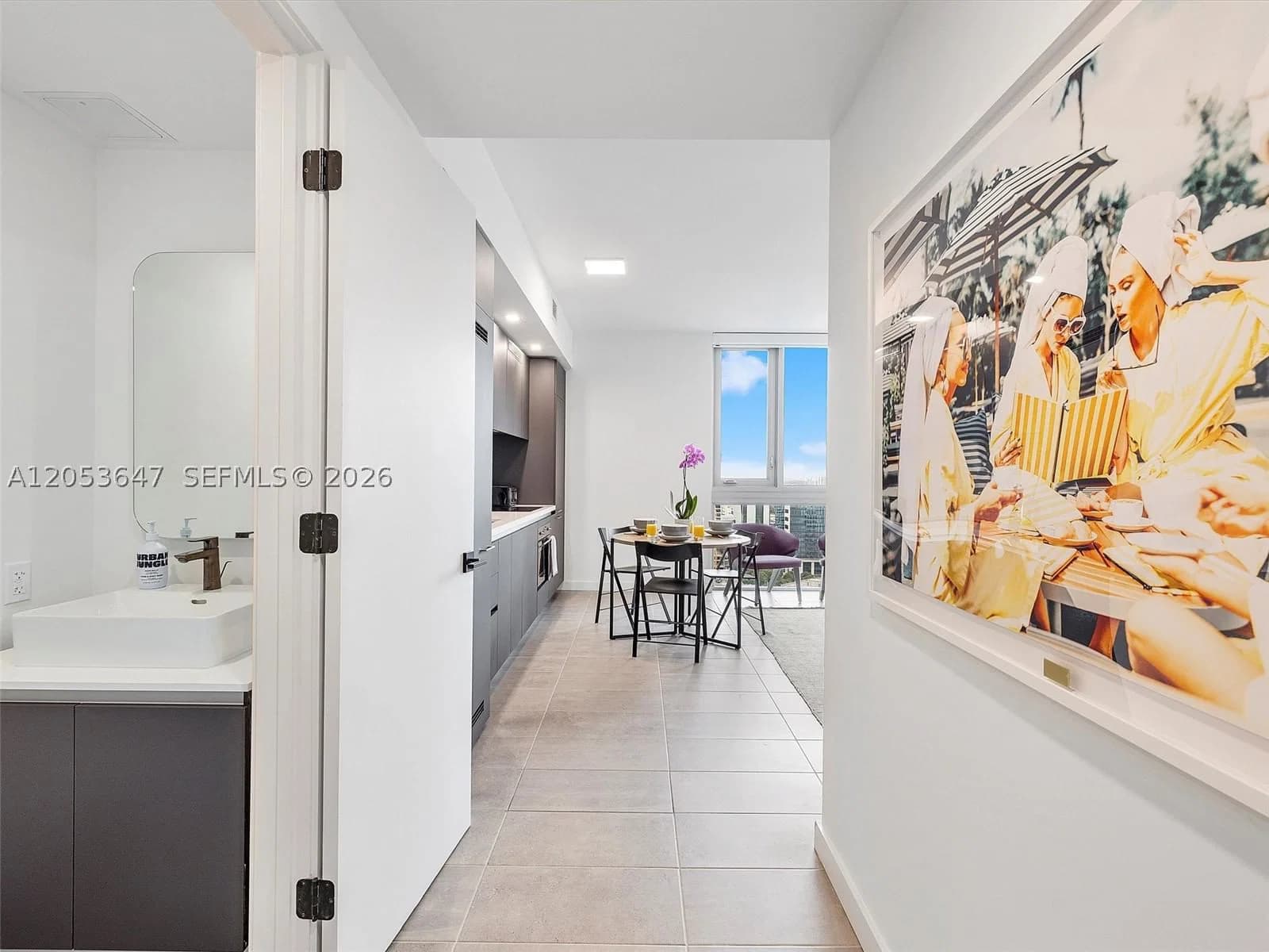 2+1 Condo — 227 2nd St #2706, Miami, FL 33132
