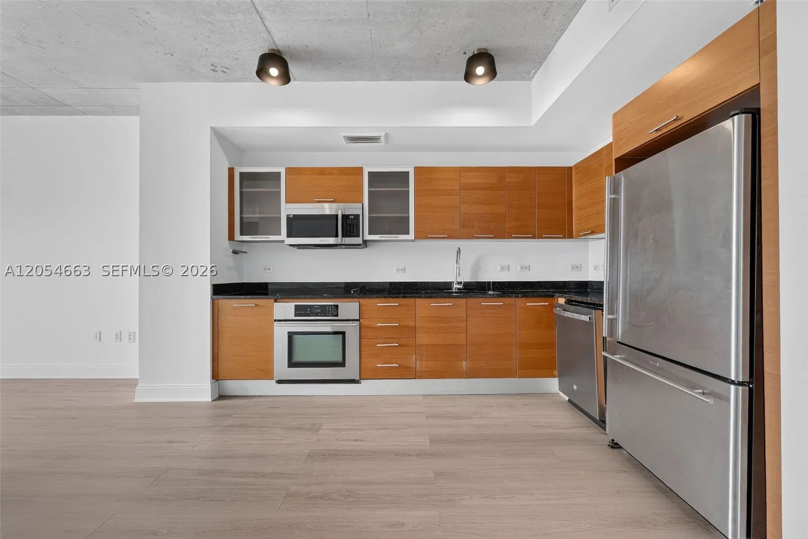 1-bedroom Condo — 3470 Coast Ave #H0505, Miami, FL 33137