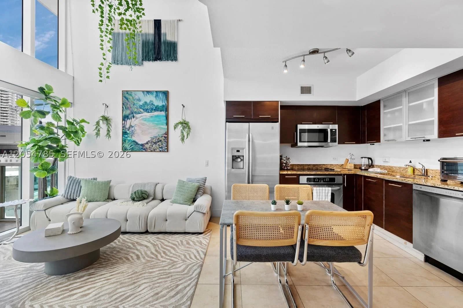 2-bedroom Condo — 41 5th St #510, Miami, FL 33131