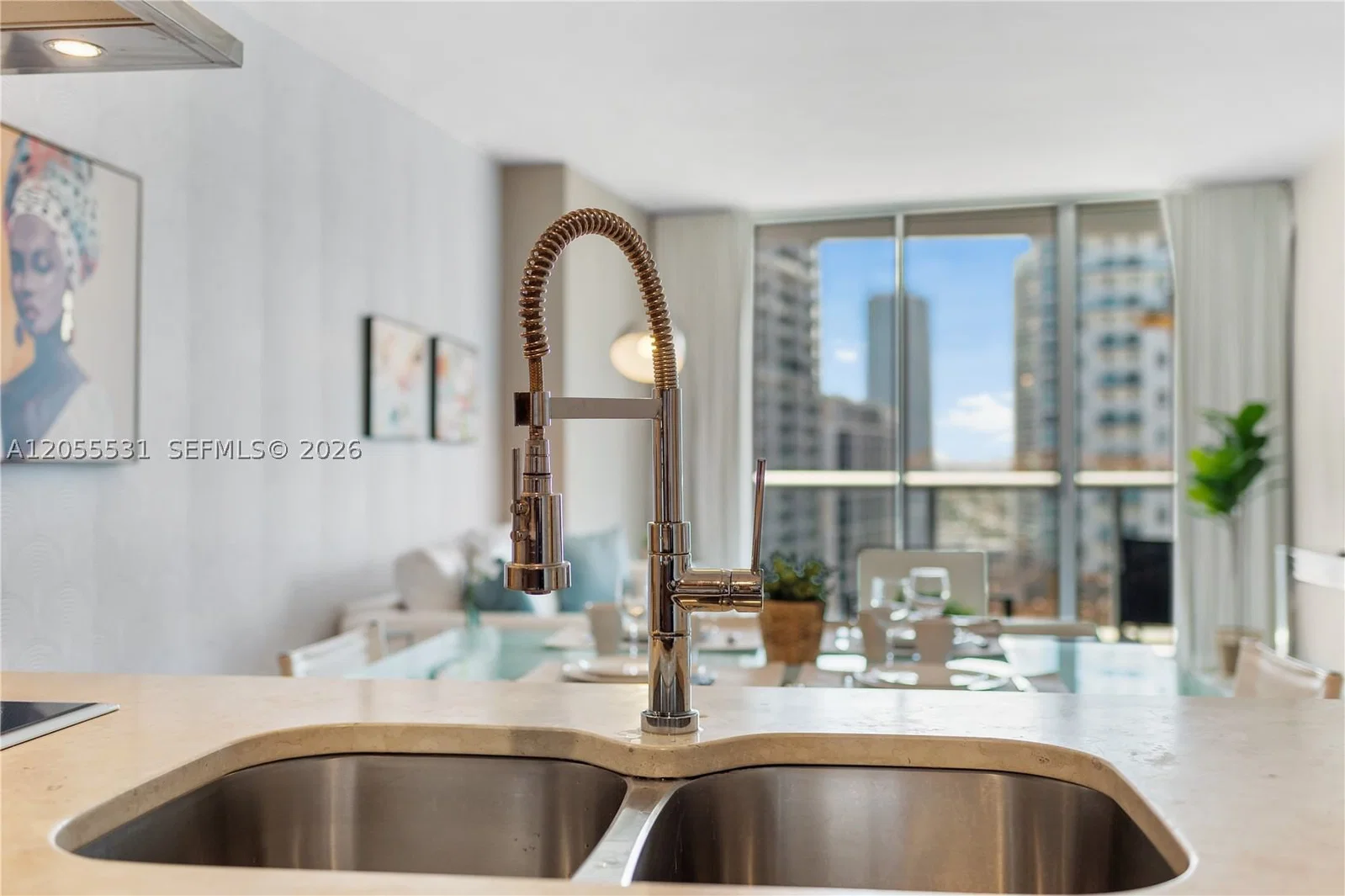 1-bedroom Condo — 485 Brickell Ave #2306, Miami, FL 33131