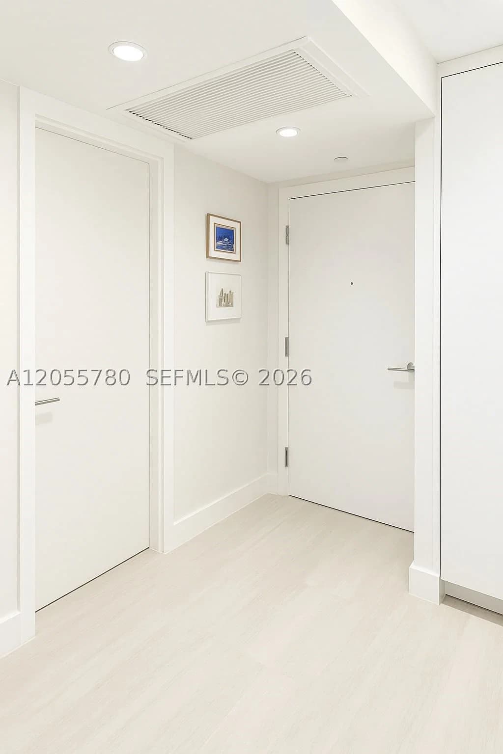 1-bedroom Condo — 2301 Collins Ave #636, Miami Beach, FL 33139