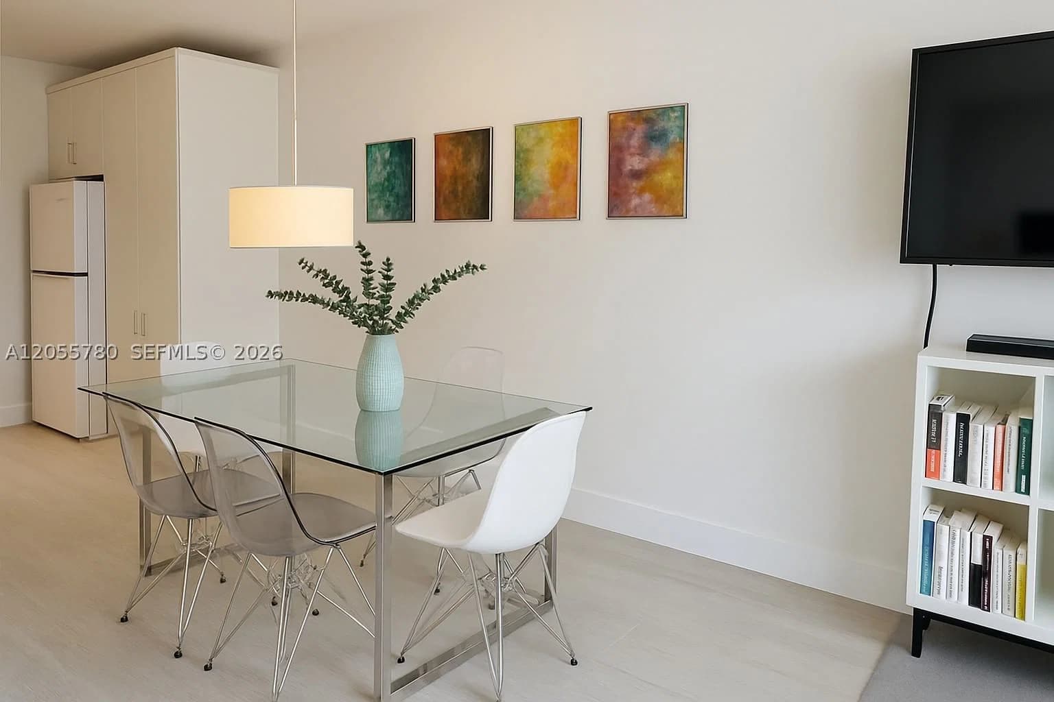 1-bedroom Condo — 2301 Collins Ave #636, Miami Beach, FL 33139