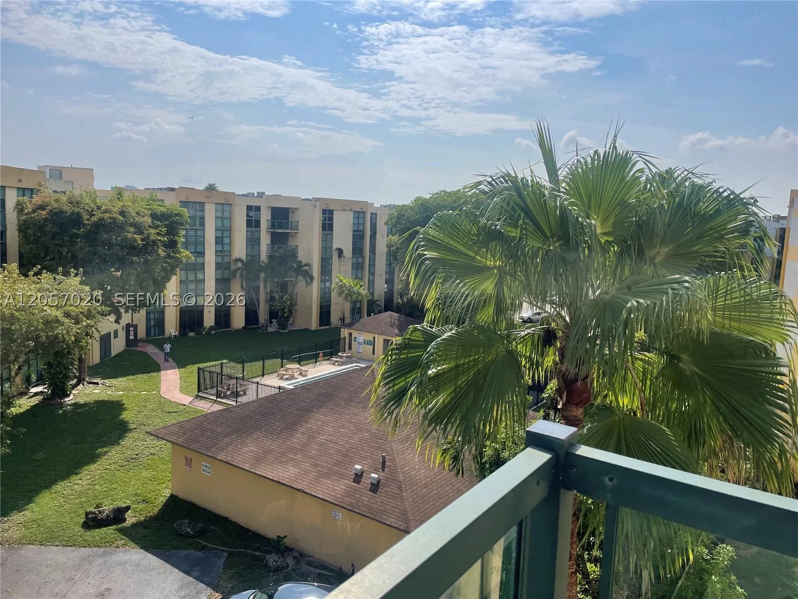 4-bedroom Apartment — 11780 18th St #510-2, Miami, FL 33175