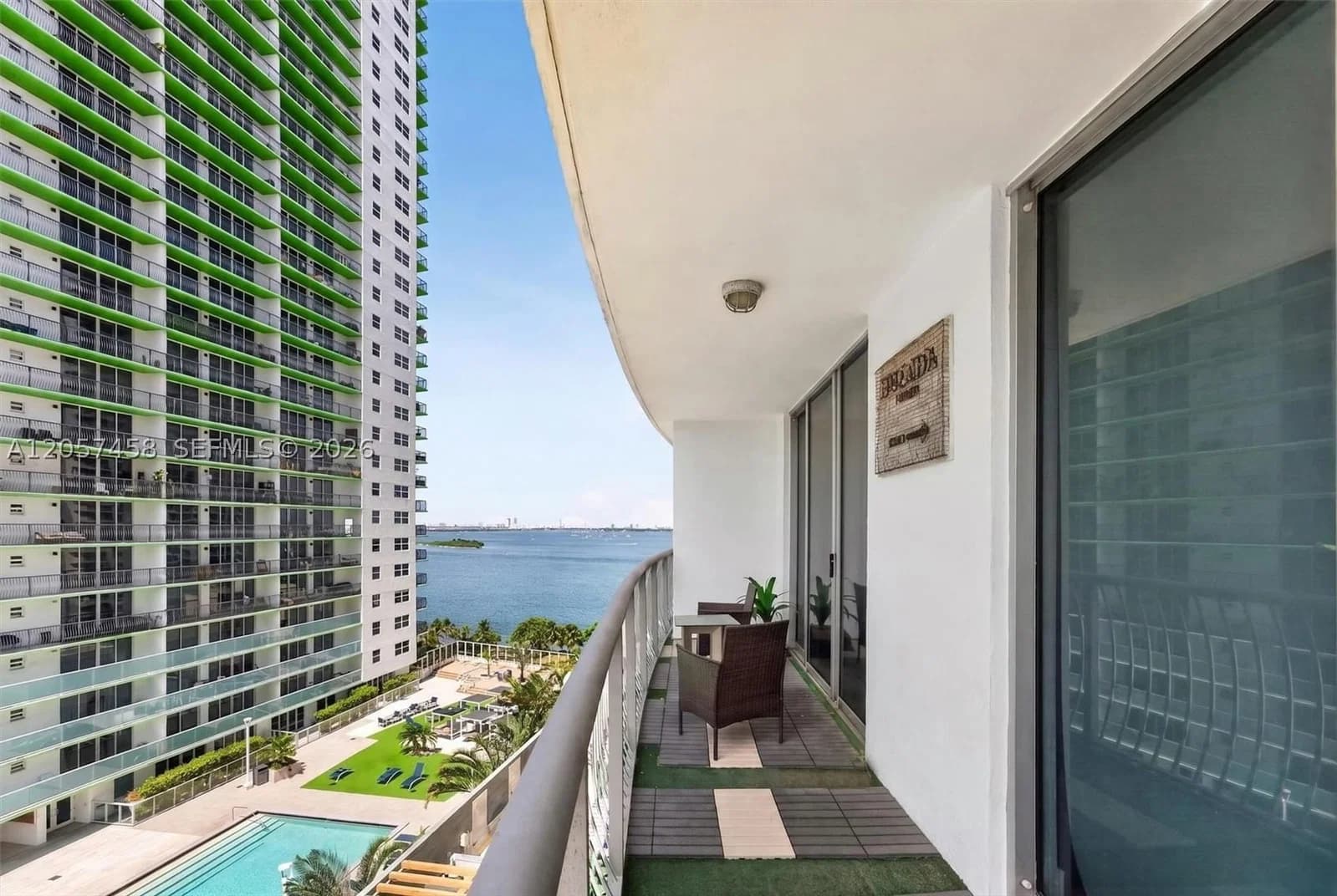 1+1 Condo — 1750 Bayshore Dr #1609, Miami, FL 33132
