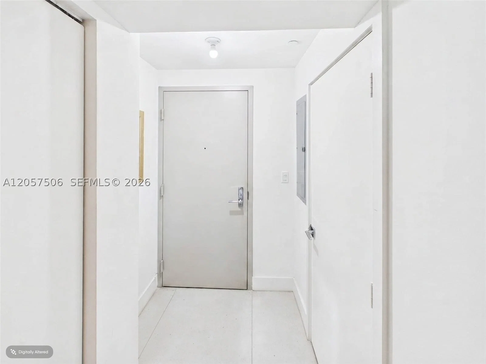 1-bedroom Condo — 488 18th St #203, Miami, FL 33132