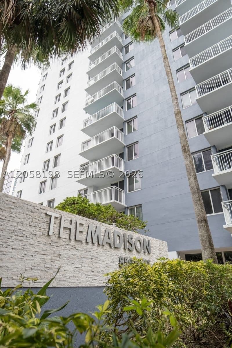 2-bedroom Condo — 800 Miami Ave #E-1610, Miami, FL 33136