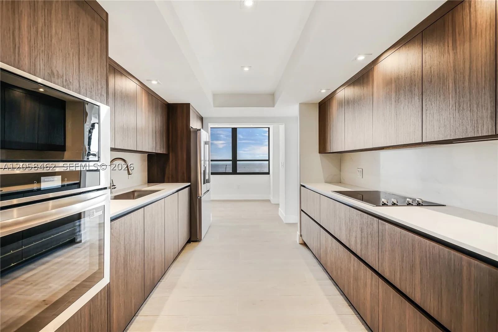 3+1 Condo — 2 Grove Isle Dr #B1602, Miami, FL 33133