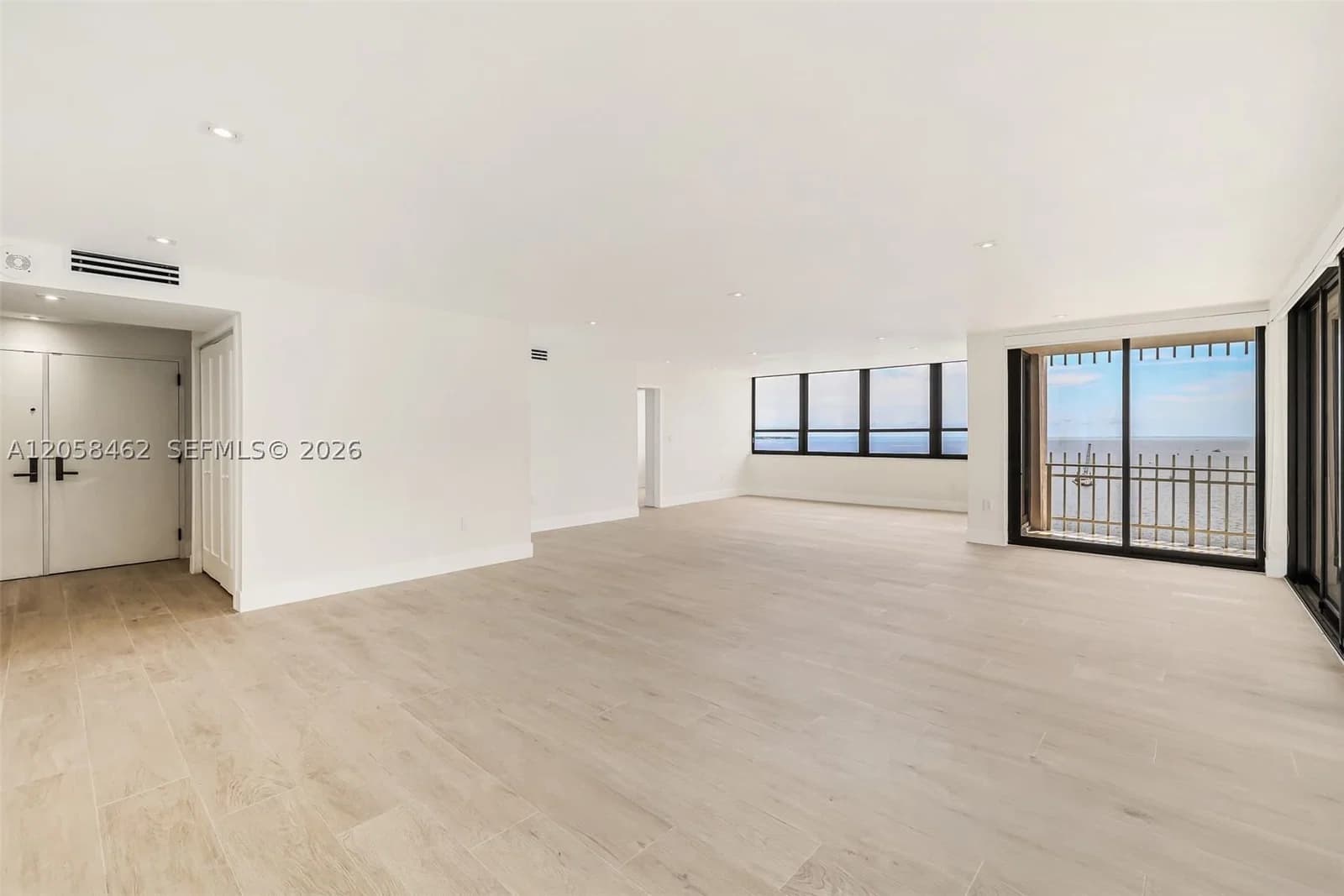 3+1 Condo — 2 Grove Isle Dr #B1602, Miami, FL 33133