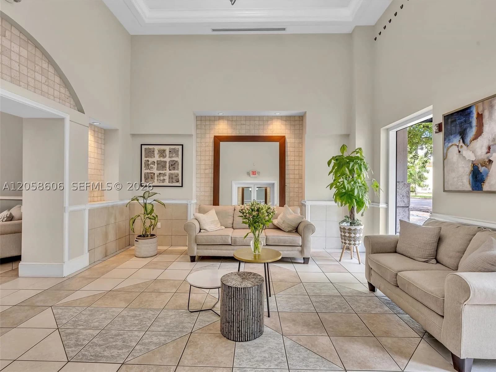 1-bedroom Condo — 50 Menores Ave #518, Coral Gables, FL 33134