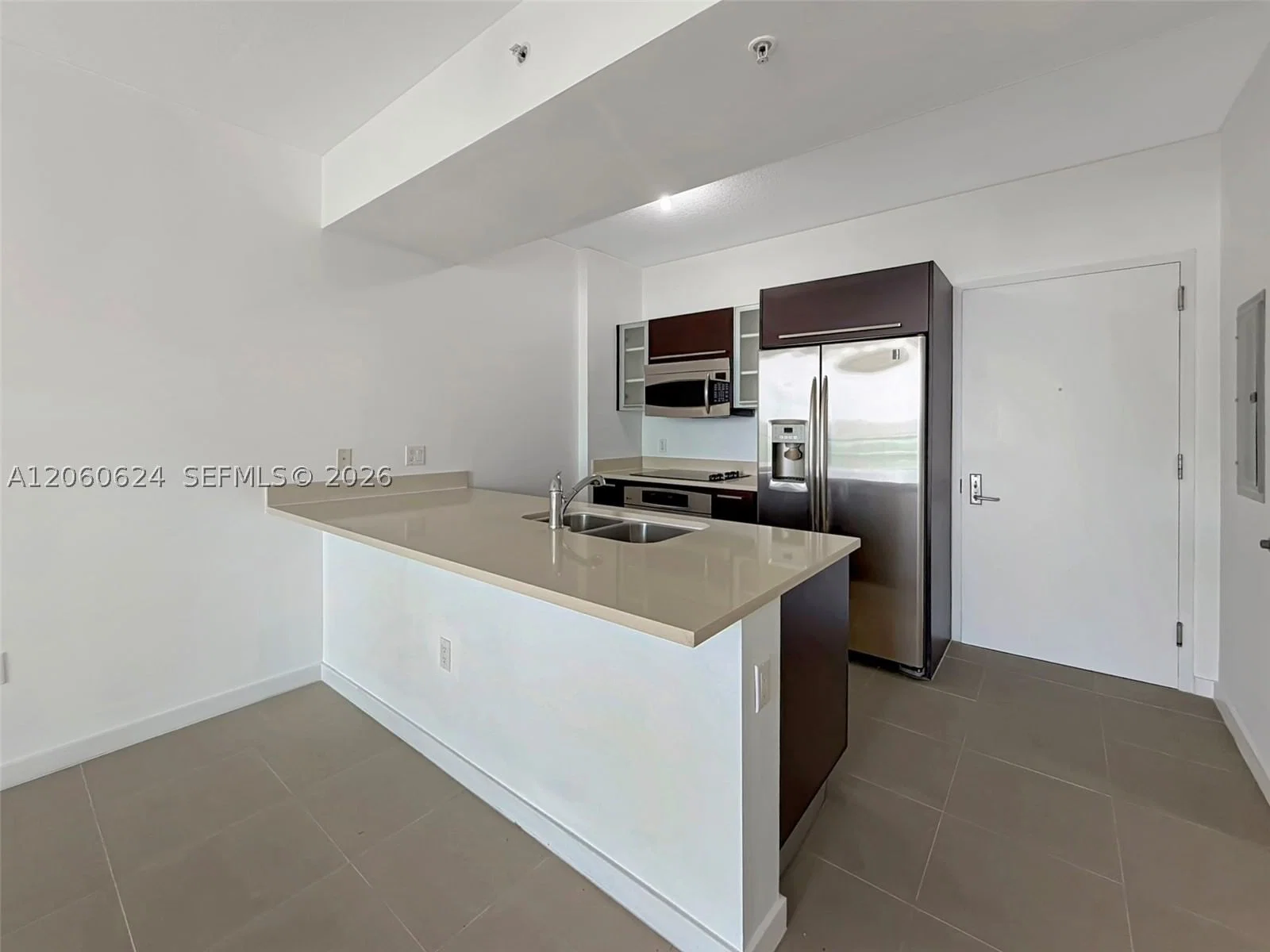 1-bedroom Condo — 333 24th St #1403, Miami, FL 33137