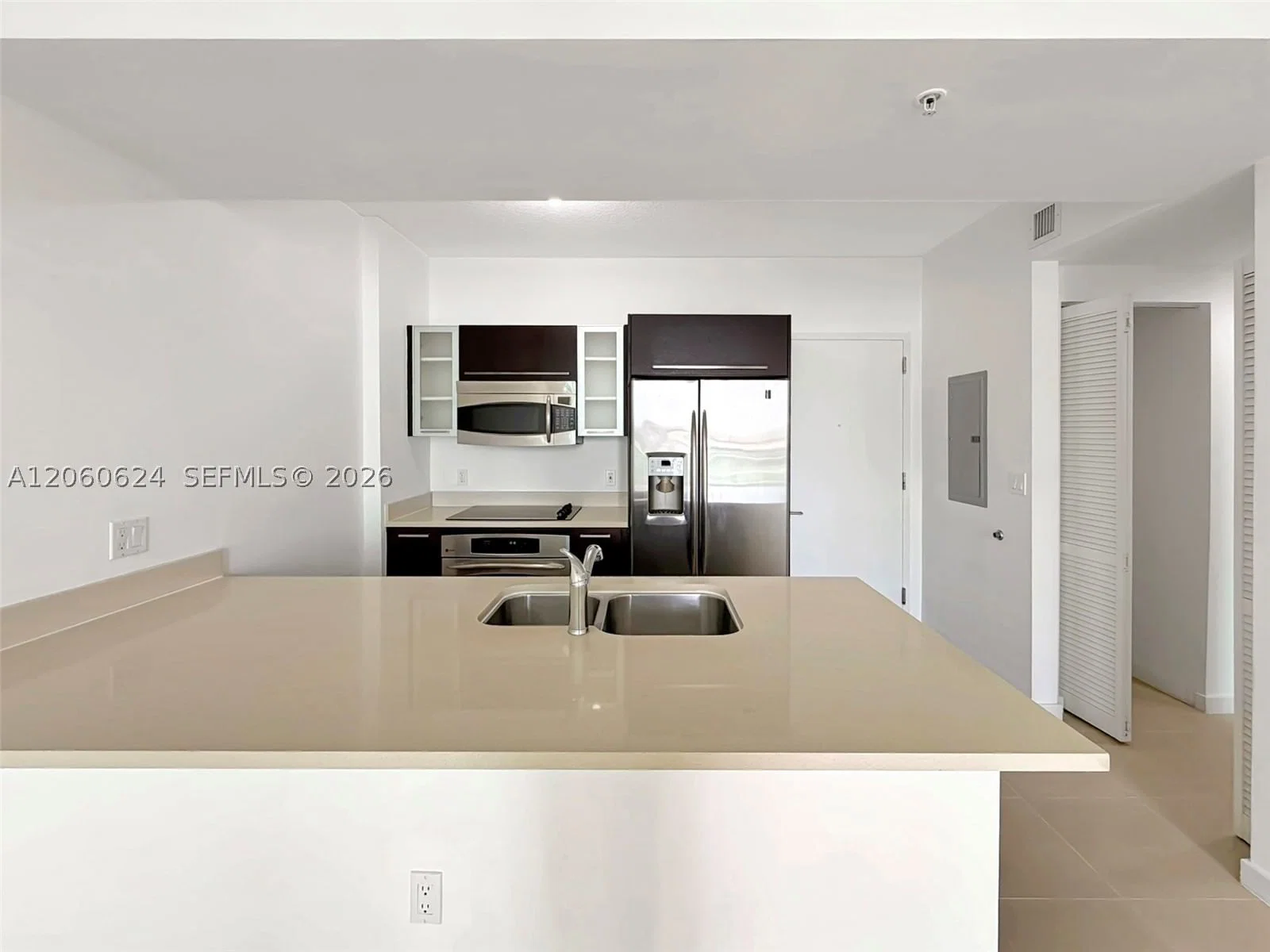 1-bedroom Condo — 333 24th St #1403, Miami, FL 33137