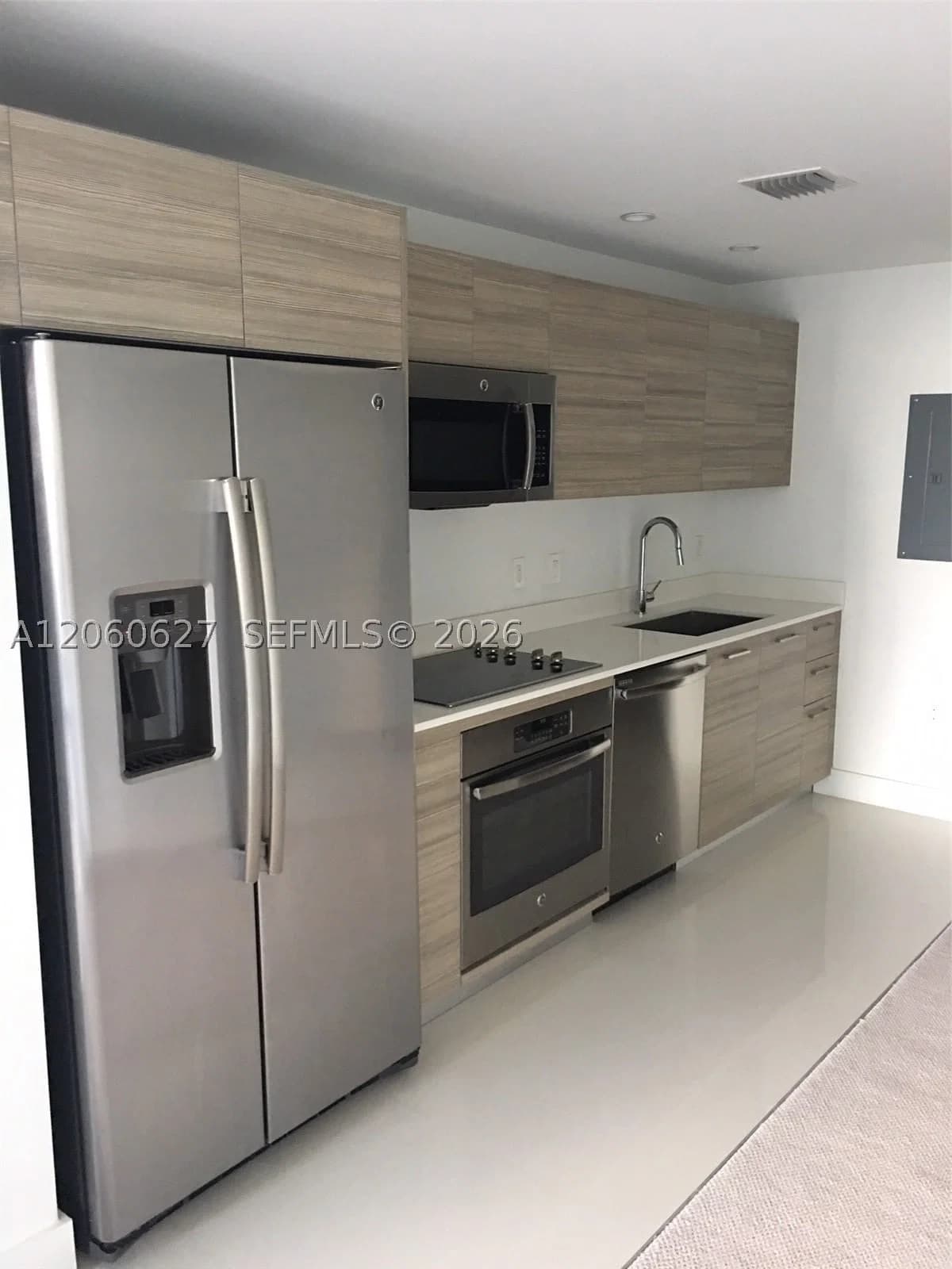1+1 Condo — 121 34th St #914, Miami, FL 33137