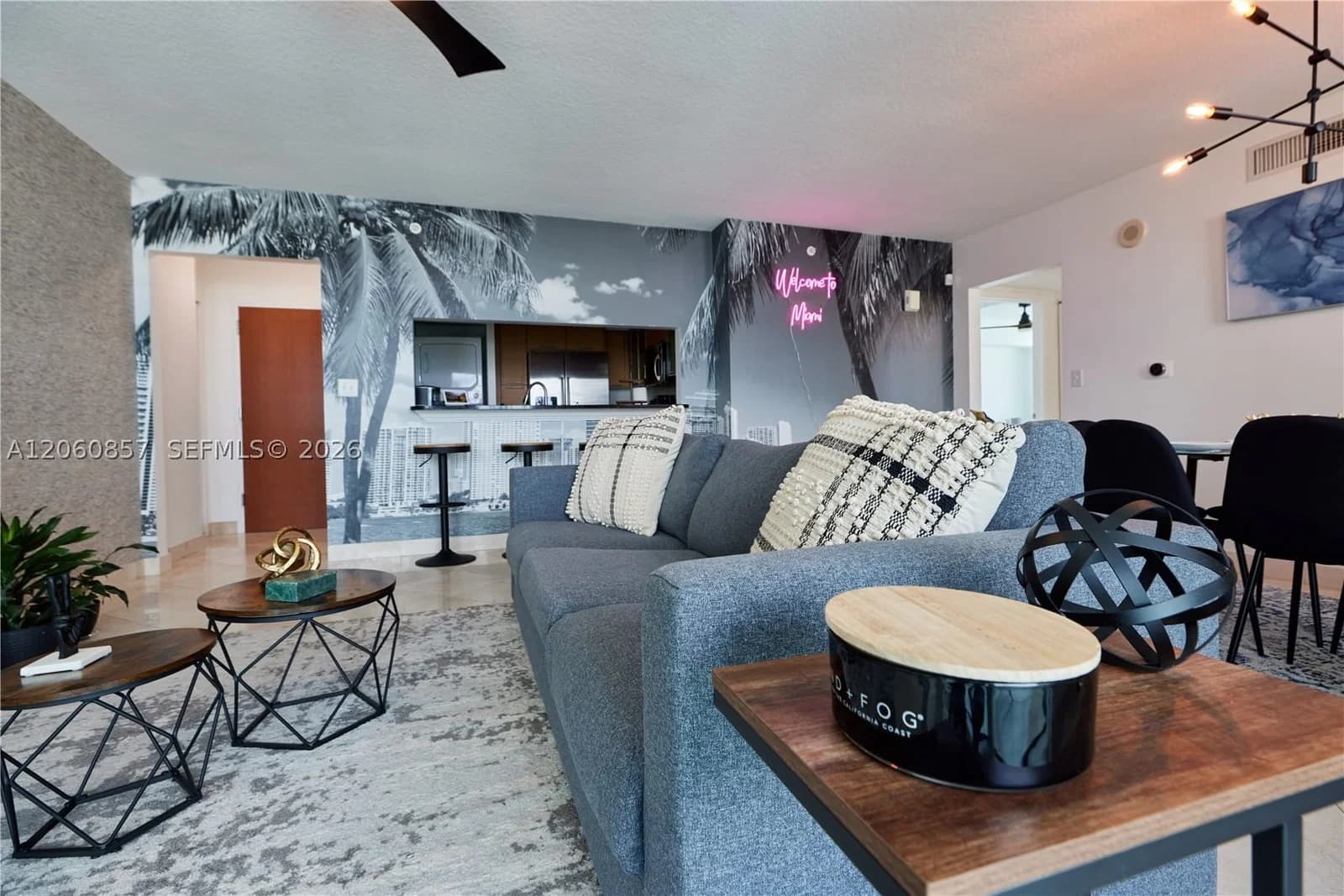 2+1 Condo — 31 5th St #3201, Miami, FL 33131