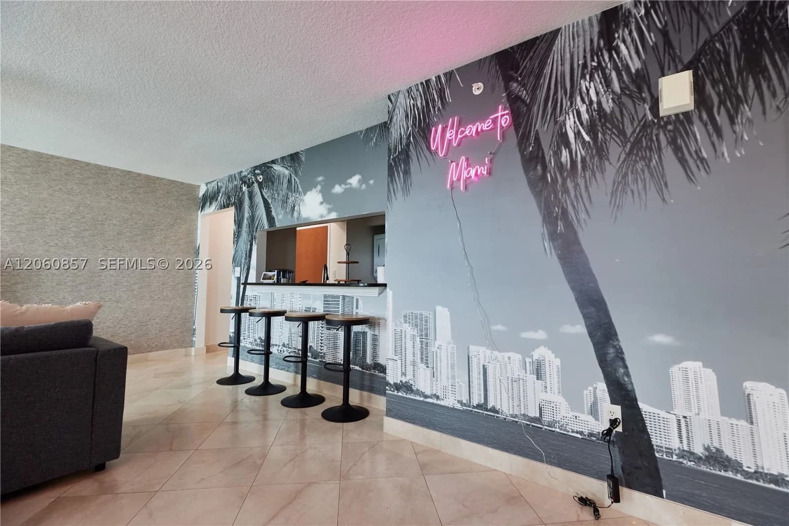 2+1 Condo — 31 5th St #3201, Miami, FL 33131