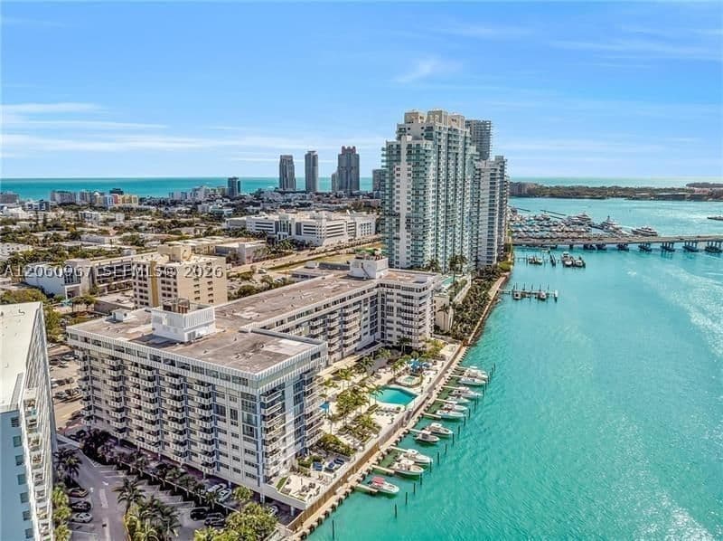 Condo — 800 West Ave #632, Miami Beach, FL 33139