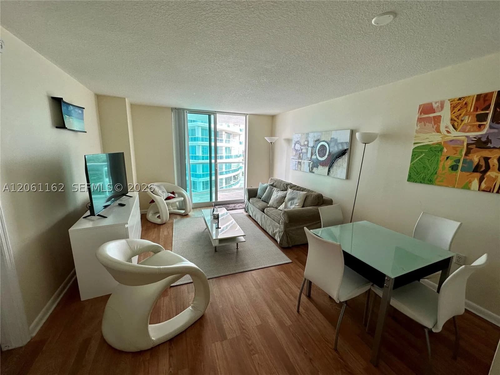 1+1 Condo — 2101 Brickell Ave #1908, Miami, FL 33129
