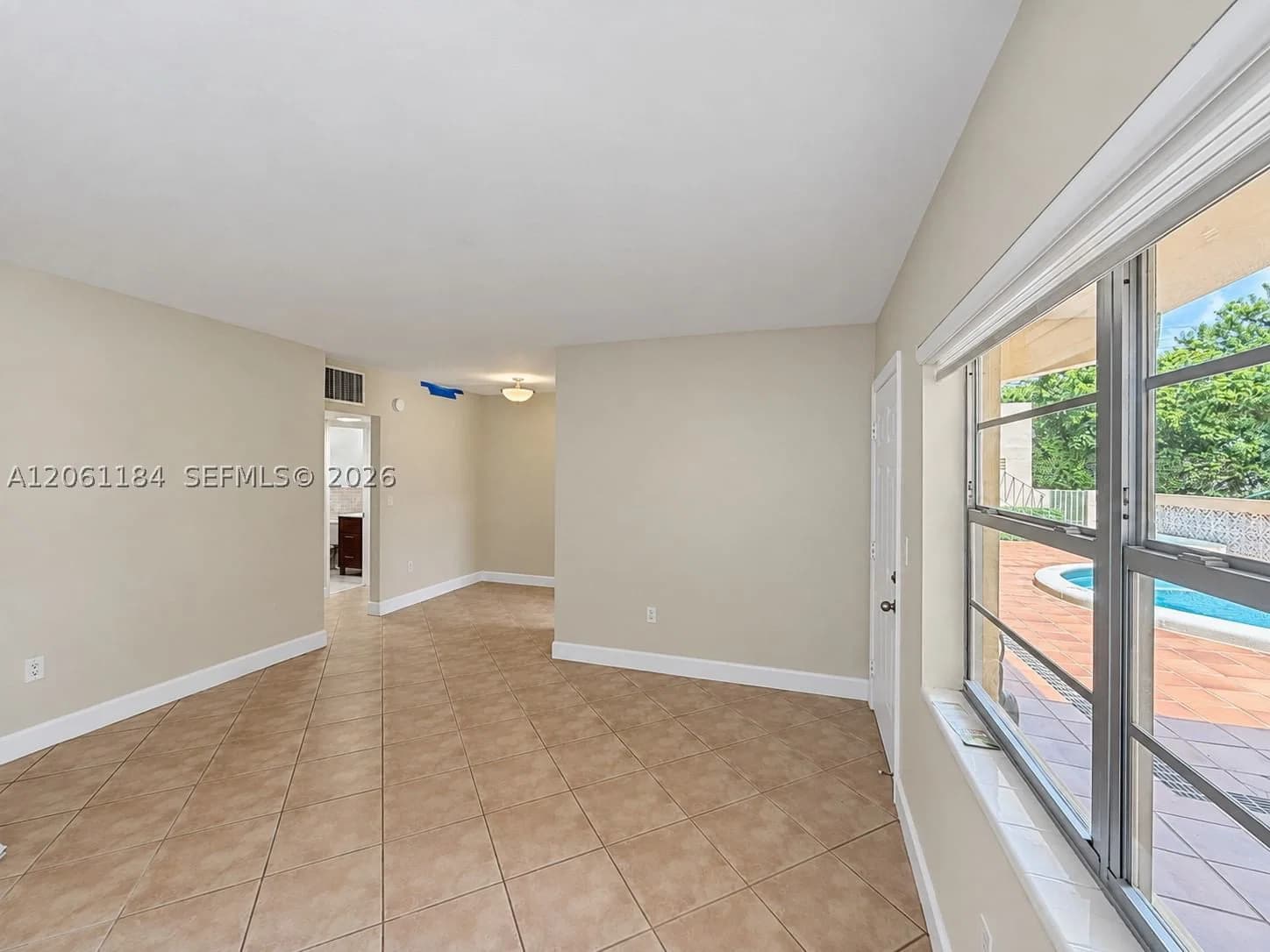 1-bedroom Apartment — 115 Calabria Ave #5, Coral Gables, FL 33134