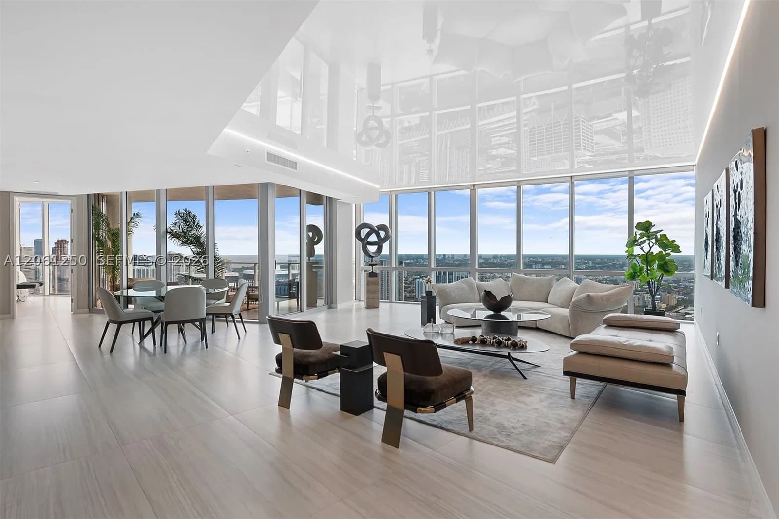 4-bedroom Condo — 851 1st Ave #PH4912, Miami, FL 33132