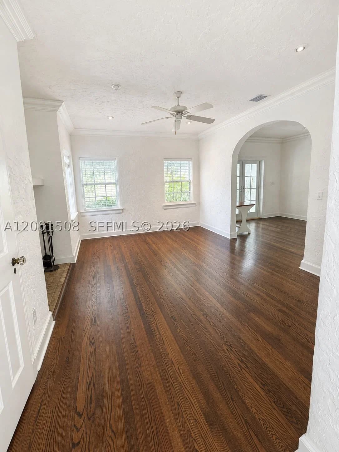 2+1 Müstakil ev — 231 Viscaya Ave, Coral Gables, FL 33134